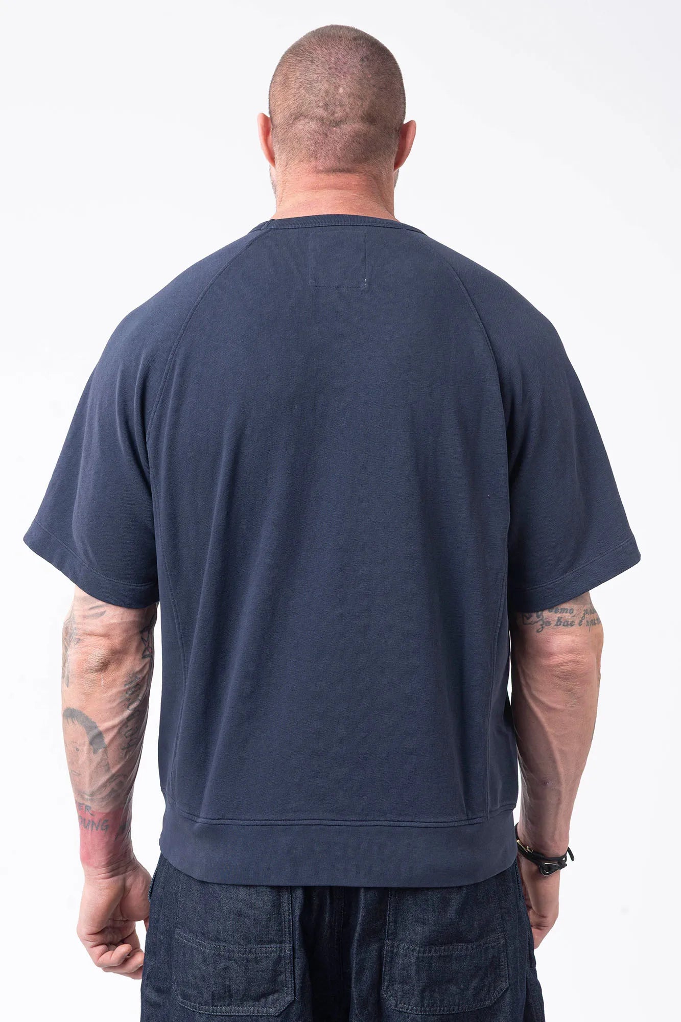 C.P. Company, Mens T-Shirt, Midnight Blue 889, Chest Printed Logo, British Saylor, White Print, Shor Sleeves, Ribbed Hem and Neck, 100% Organic Cotton, Massimo Osti, Chester Perry, Back Portrait. 