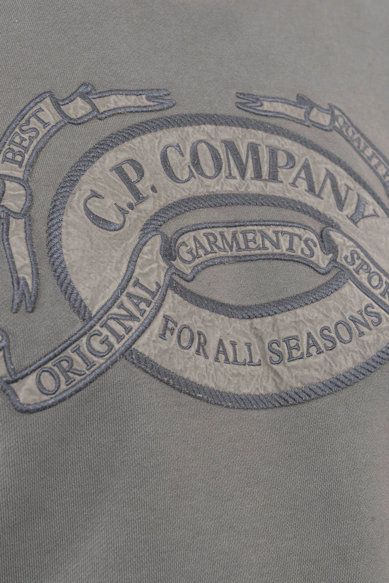 C.P. Company, Mens Sweatshirt, Grey, Gunmetal 921, Gray, Long Sleeves, Ribbed Hem, Ribbed Neck, Ribbed Cuffs, Polyester Logo Embroidery, Chest Embroidery, Massimo Osti, Chester Perry, Organic Cotton, Embroidery Close-up. 