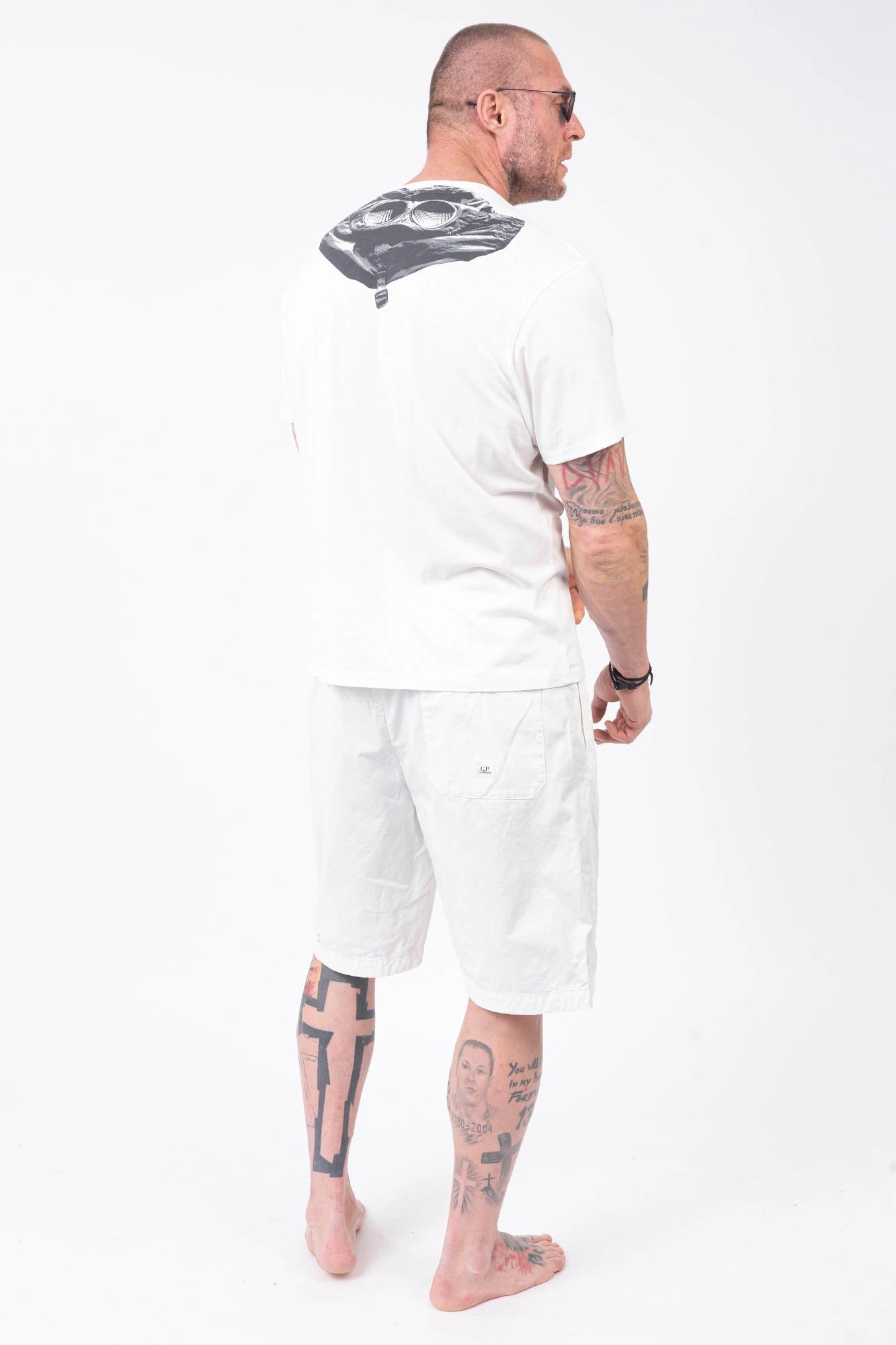 C.P. Company, Mens T-Shirt, Gauze White 103, 100% Organic Cotton, Short Sleeves, Round Neck, Crew Neck, Chest Logo Print, Back Goggles Print, Lightweight, Breathable, Massimo Osti, Chester Perry, British Saylor, Back 3/4 View Print Showcase. 