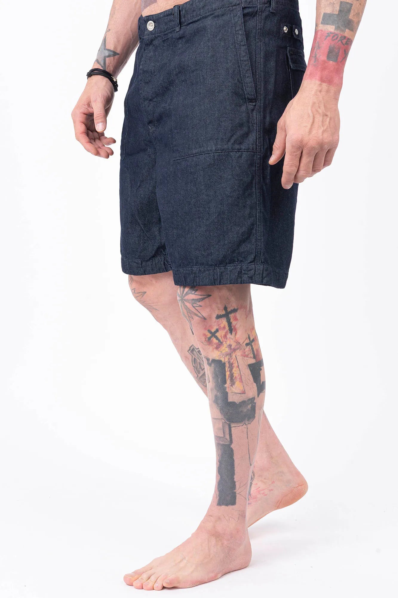 C.P. Company, Mens Denim Shorts, Denim Blue, Washed, Treated, WASHED 40° D08, Side Pockets, Back Pockets, Logo Patches, Belt Loops, Button Closure, Cotton, Polyester, Front 3/4 View. 