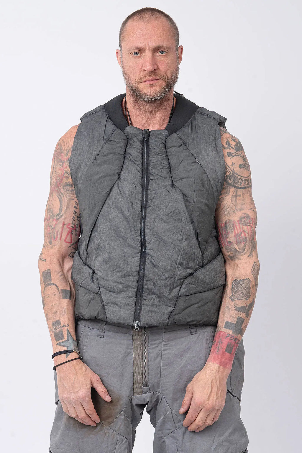 Hamcus, Mens Vest, Washed Grey, Sleeveless, Padded, Full-Zip, Multiple Zip Pockets, Breathable Design, Elastic Drawcord Adjustable Waist, Back Ventilation Cutoff, Centre Zip Closure, Full Zip, Garment Dyed, Insulated, Panel Construction, Front Portrait. 