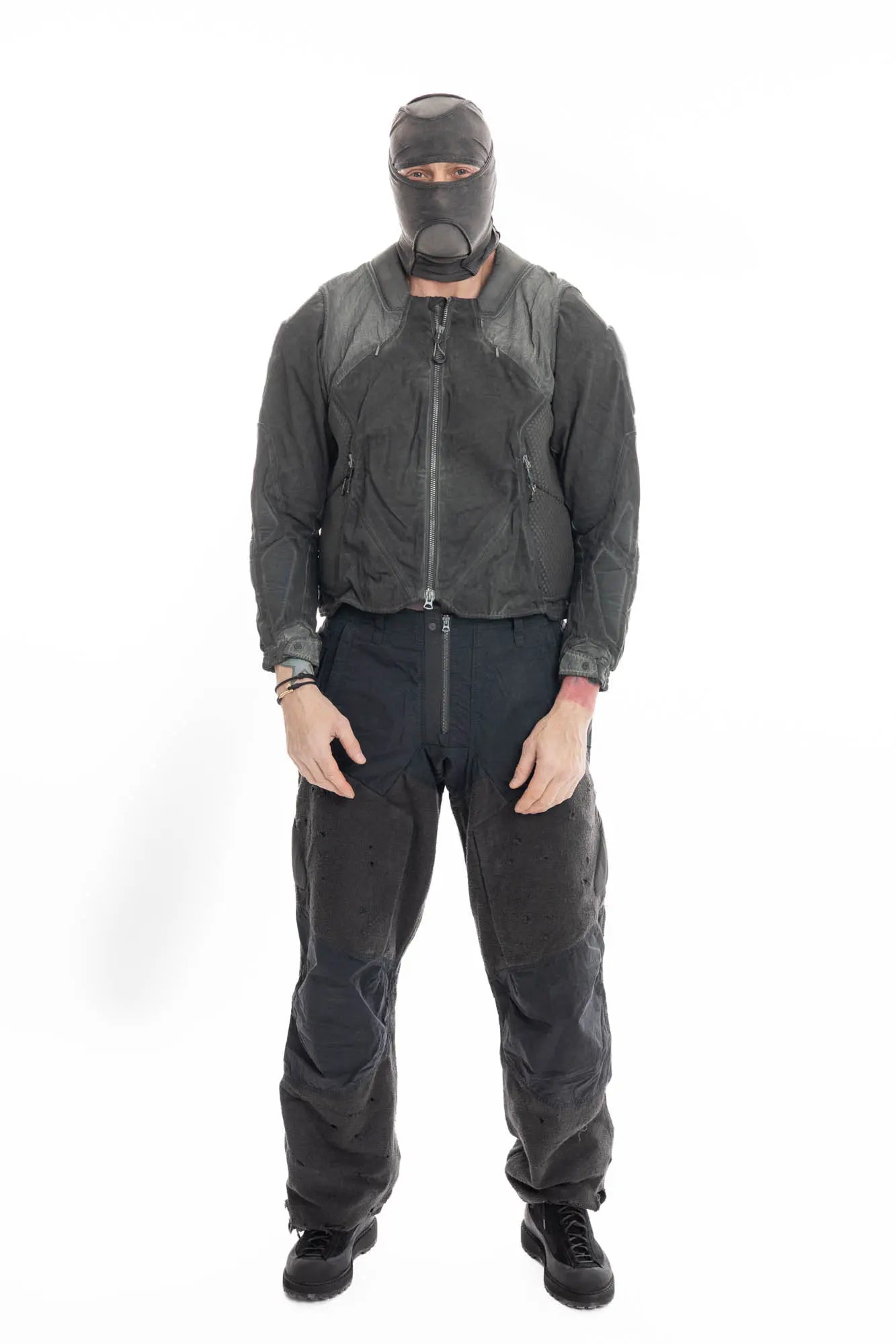 Hamcus, Mens Jacket, Dark Grey, Grey, Multicolor, Garment-Dyed, Detachable Sleeves, Adjustable Cuffs, Skimask, Module Construction, Wearable Sponge Panels, Side Zip Pockets, Multiple Zippers, Multiple Pockets, Full Body Front View. 