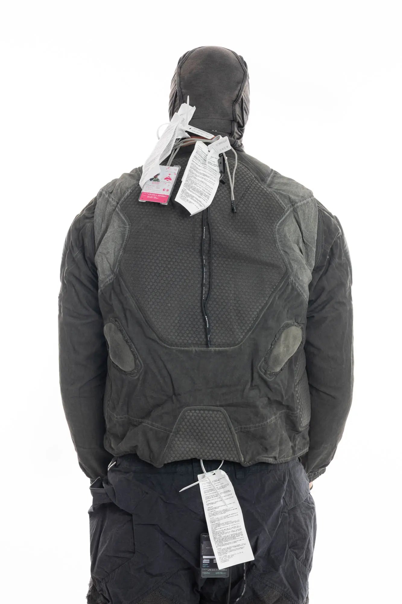 Hamcus, Mens Jacket, Dark Grey, Grey, Multicolor, Garment-Dyed, Detachable Sleeves, Adjustable Cuffs, Skimask, Module Construction, Wearable Sponge Panels, Side Zip Pockets, Multiple Zippers, Multiple Pockets, Back Portrait. 