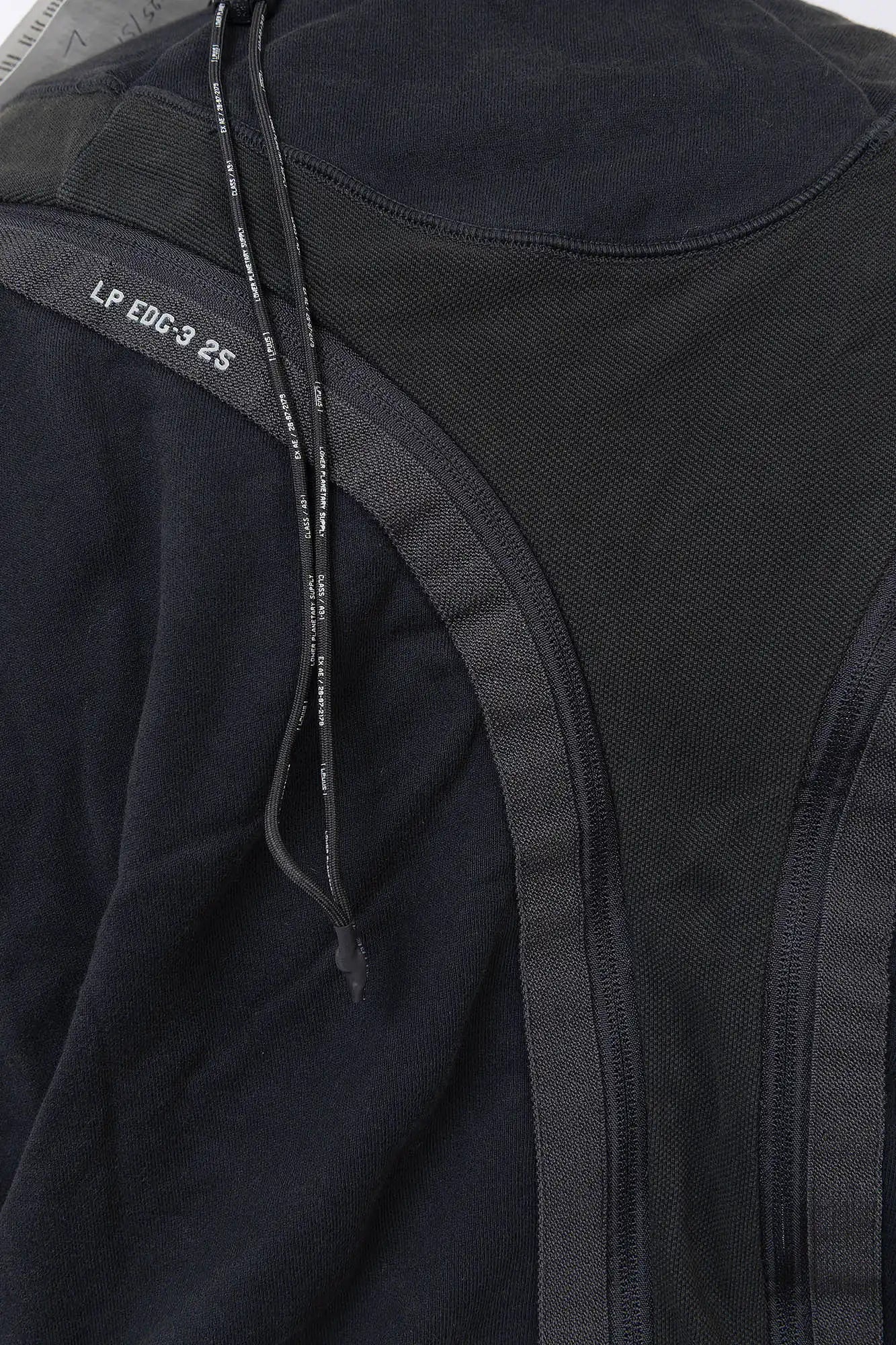 Hamcus, Mens Pullover, Black, Olive Green, Dual Long Zippers, Hybrid Garment, Convertible Garment, Long Sleeves, Adjustable Drawcord Cuffs, Ribbed Cuffs and Hem, Ventilation Design, Breathable, Modular, Multi-Functional, Back Panels Close-up. 