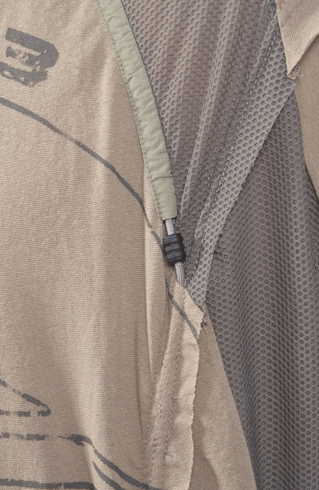Hamcus, Mens Tanktop, Beige, Bone, Ivory, Creamy White, Off-White, Front Print, Panel Construction, Breathable Mesh, Webbing Details, Dropped Shoulders, Vintage Wash Treatment, Rope Details, Mesh Panels, Tech Top, Details Close-up. 