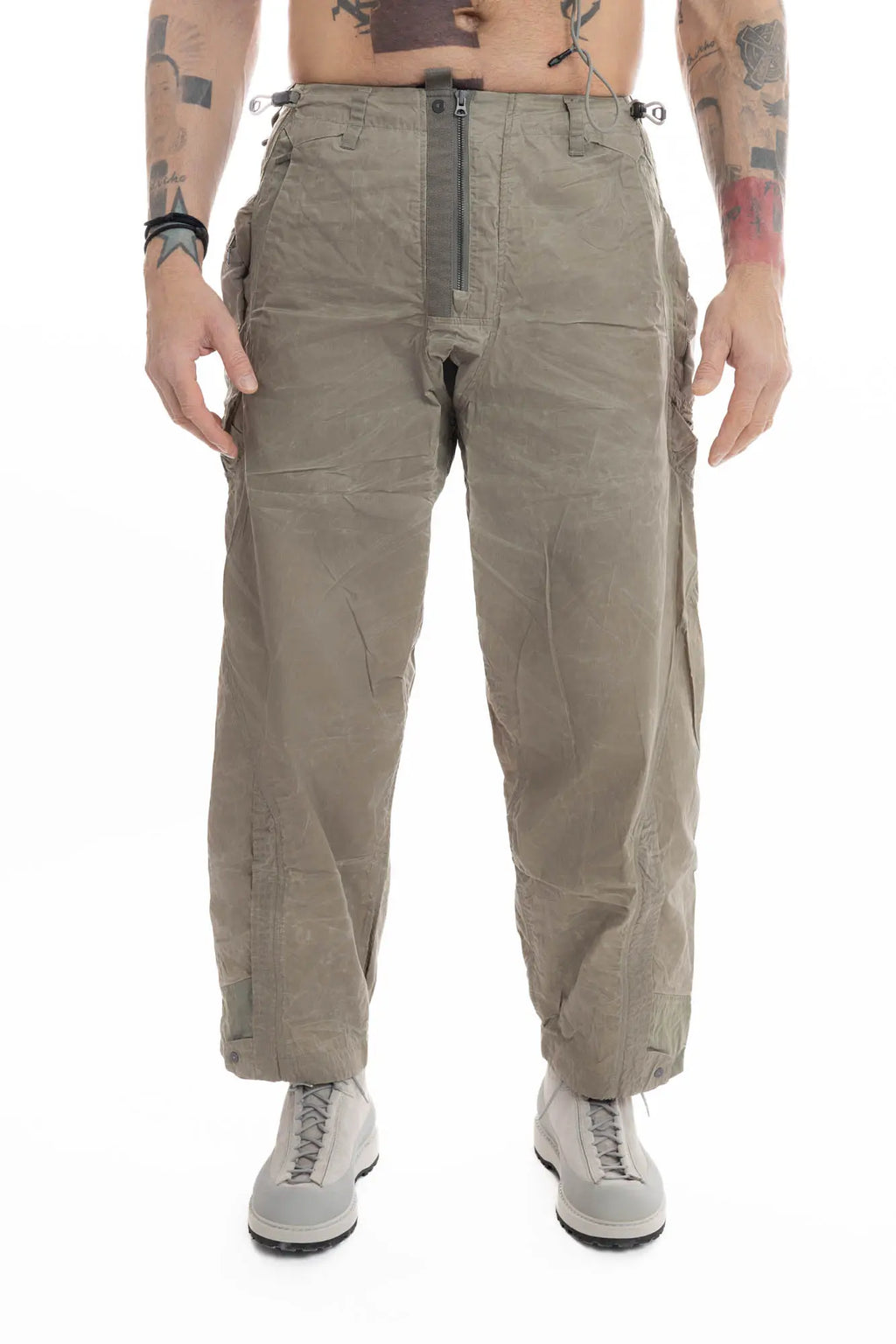 Hamcus, Mens Trousers, Olive, Beige, Light Brown, Smeared, Side Zips, Side ZIppers, Adjustable Cuffs, Elastic Drawcord Waistband, Belt Loops, Zip-Fly, Back Pockets, Polyester, Polyamide, Translucent, Transparent, Straight Leg, Wide-fit, Front Portrait. 