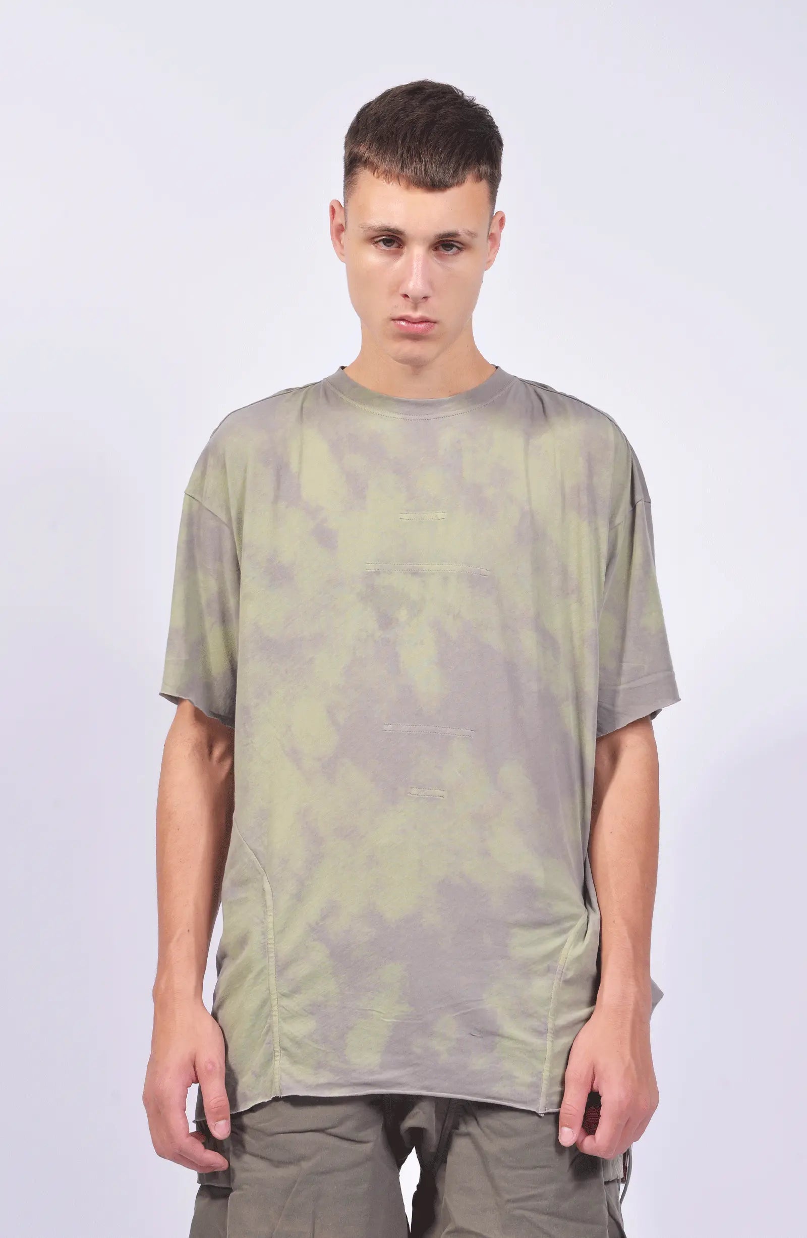 Hamcus, Mens T-Shirt, Dyed, Green, Grey, Garment Dyed, Camo Pattern, Short Sleeves, Oversized, Raw Edge Details, Crew Neck, Round Neck, Mid Stitching Details, Panel Construction, Front Portrait. 