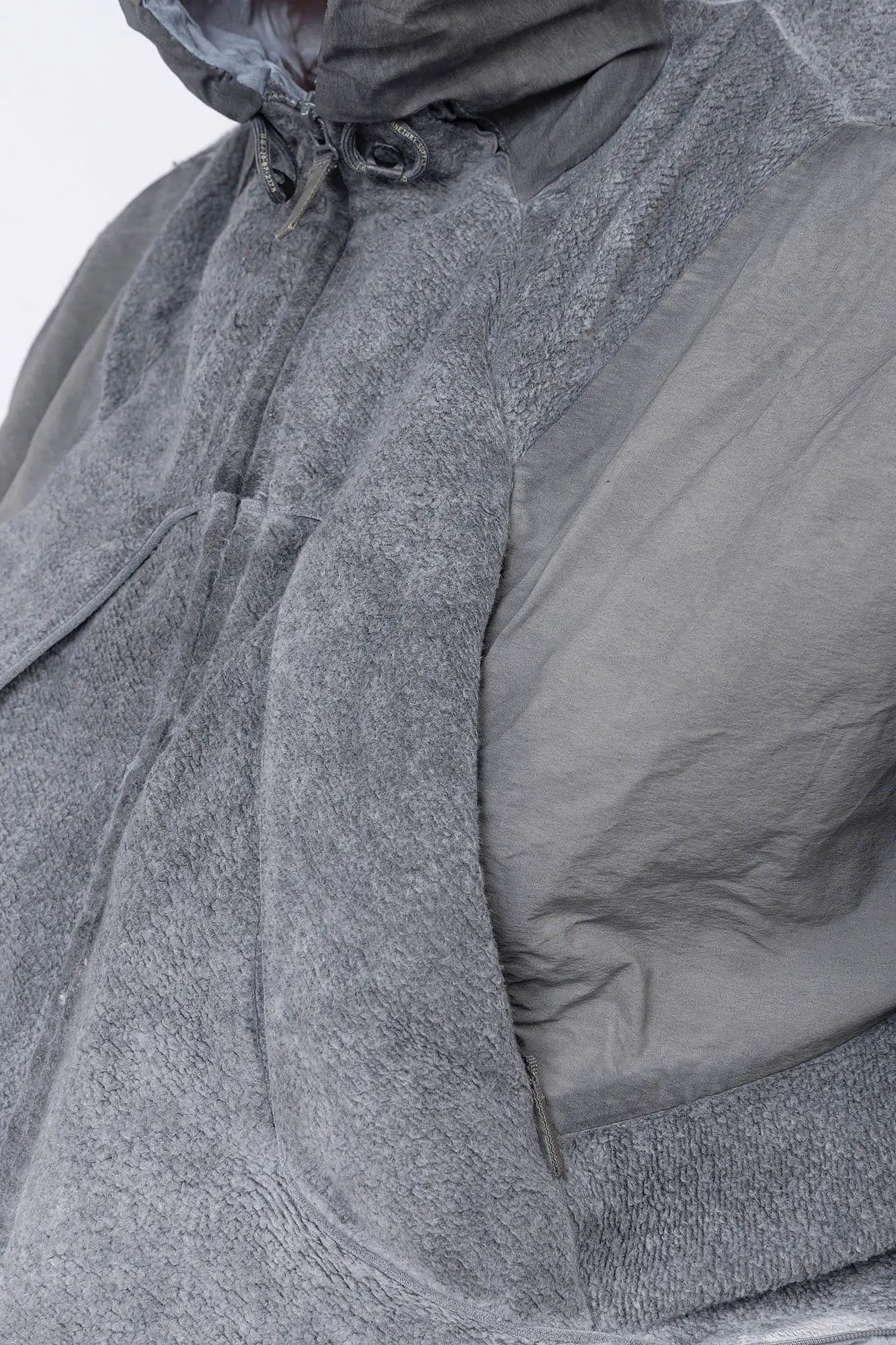 Hamcus, Mens Jacket, Fiend Grey, Gray, Hooded, Full-Zip, Centre Zip Closure, Snap Adjustable Cuffs, Ribbed Cuffs and Hem, Side Pockets, LP World Print, Back Ventilation Mesh, Chest Pockets, Zip Pockets, Multi-Fabric Panel Construction, Chest Zip Pockets Close-up. 