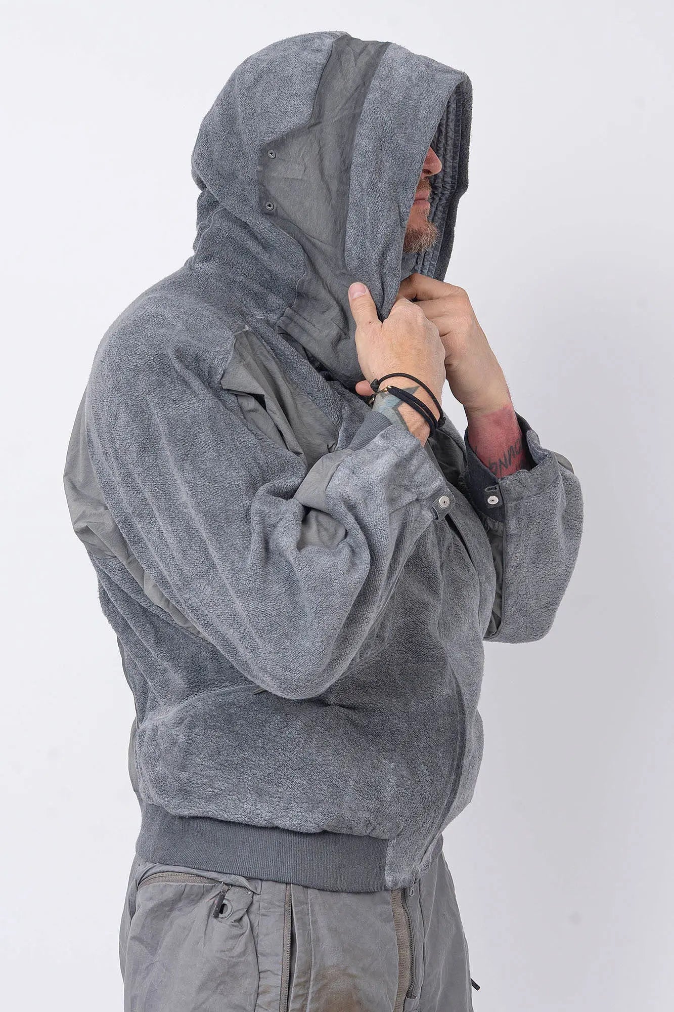 Hamcus, Mens Jacket, Fiend Grey, Gray, Hooded, Full-Zip, Centre Zip Closure, Snap Adjustable Cuffs, Ribbed Cuffs and Hem, Side Pockets, LP World Print, Back Ventilation Mesh, Chest Pockets, Zip Pockets, Multi-Fabric Panel Construction, Hooded Looking Forward Side Angle Photo. 
