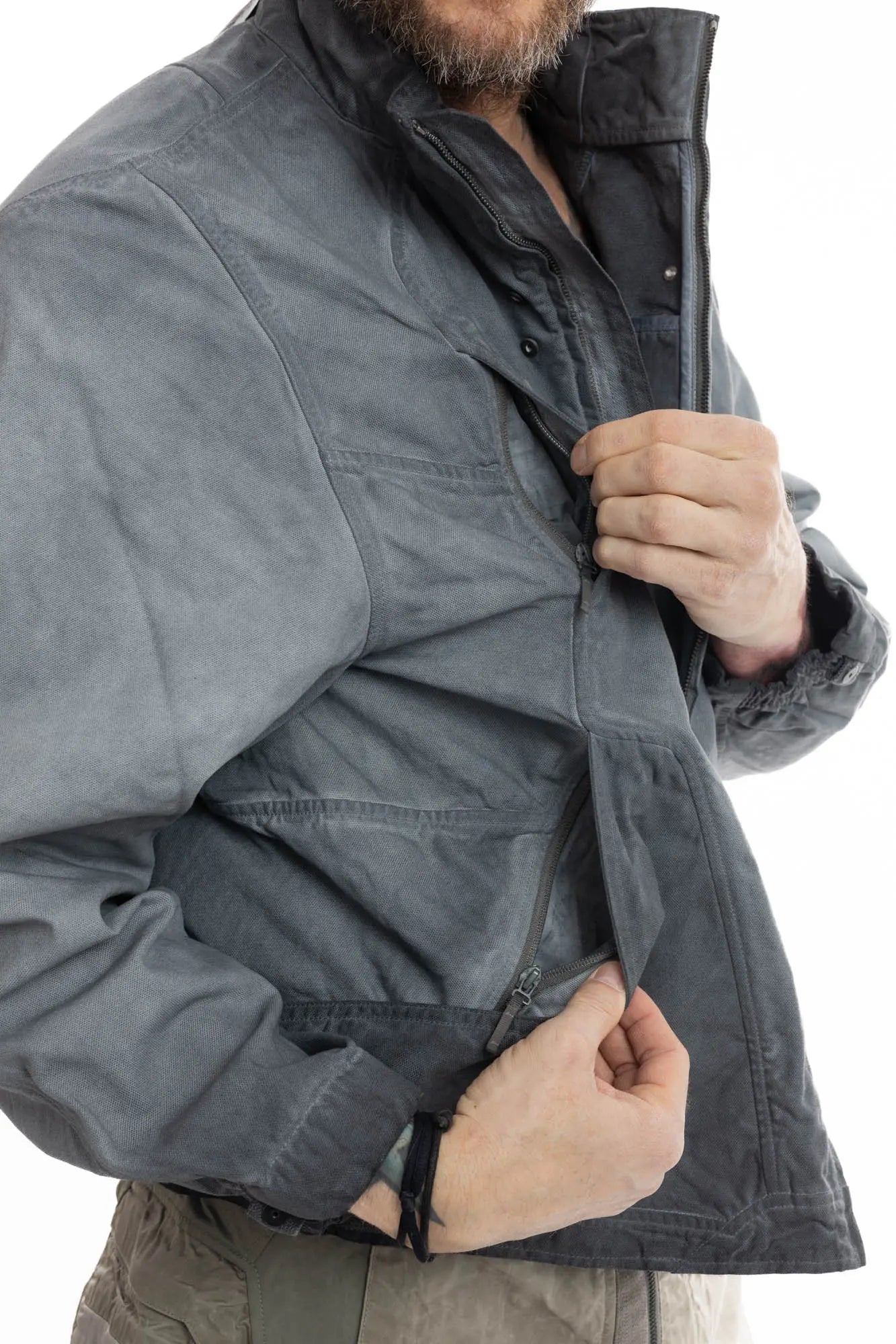 Hamcus, Mens Jacket, Grey, Hamcus EARS-6 Loner's Combat Jacket in Fiend Grey – technical biomimicry design with multiple functional pockets and articulated fit, Side Pockets, Adjustable Cuffs, Snap Closure, Full Zip, Side Pocket Close-up View. 