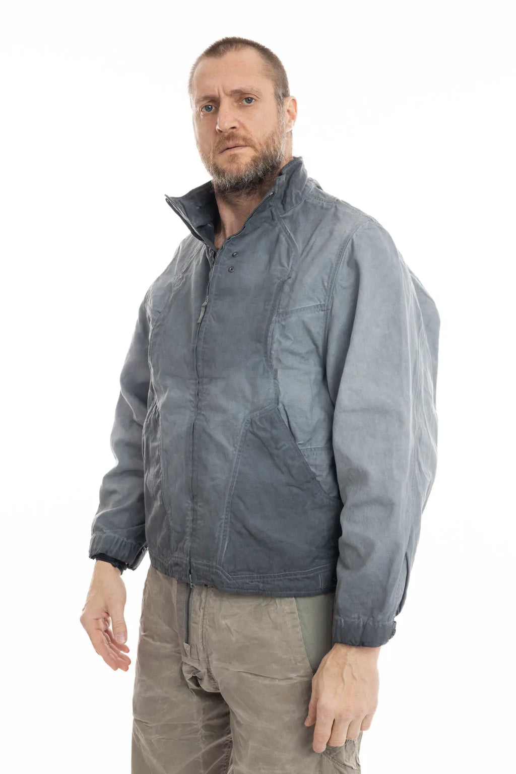 Hamcus, Mens Jacket, Grey, Hamcus EARS-6 Loner's Combat Jacket in Fiend Grey – technical biomimicry design with multiple functional pockets and articulated fit, Side Pockets, Adjustable Cuffs, Snap Closure, Full Zip, Front Portrait 3/4 View. 