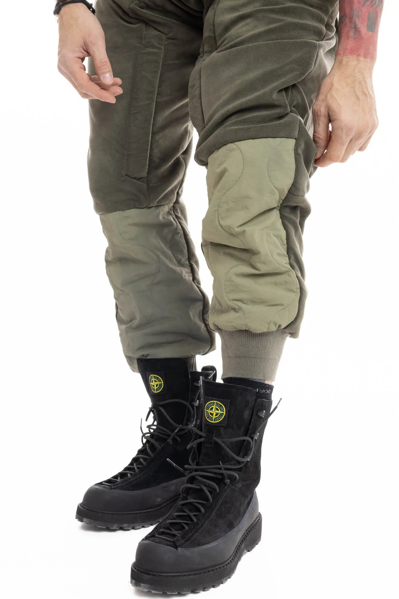 Hamcus, Mens Pants, Agate Grey, Olive Green, Dark Green, Light Green, Polyester Fleece, Brushed, Side Pockets, Zip Ventilation, Ribbed Cuffs, Elasticated Waistband, Zip Fly, Back Pockets, Wide Fit, Tapered Legs, Leg Cuff Close-up. 
