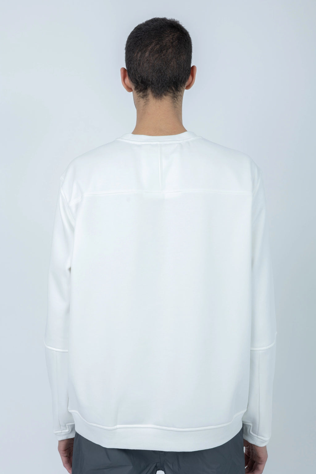 K-Way, Mens Blouse, White, Long Sleeve Shirt, Ribbed Cuffs and Hem, Elbow Seams, Front Logo Print, Back Portrait. 