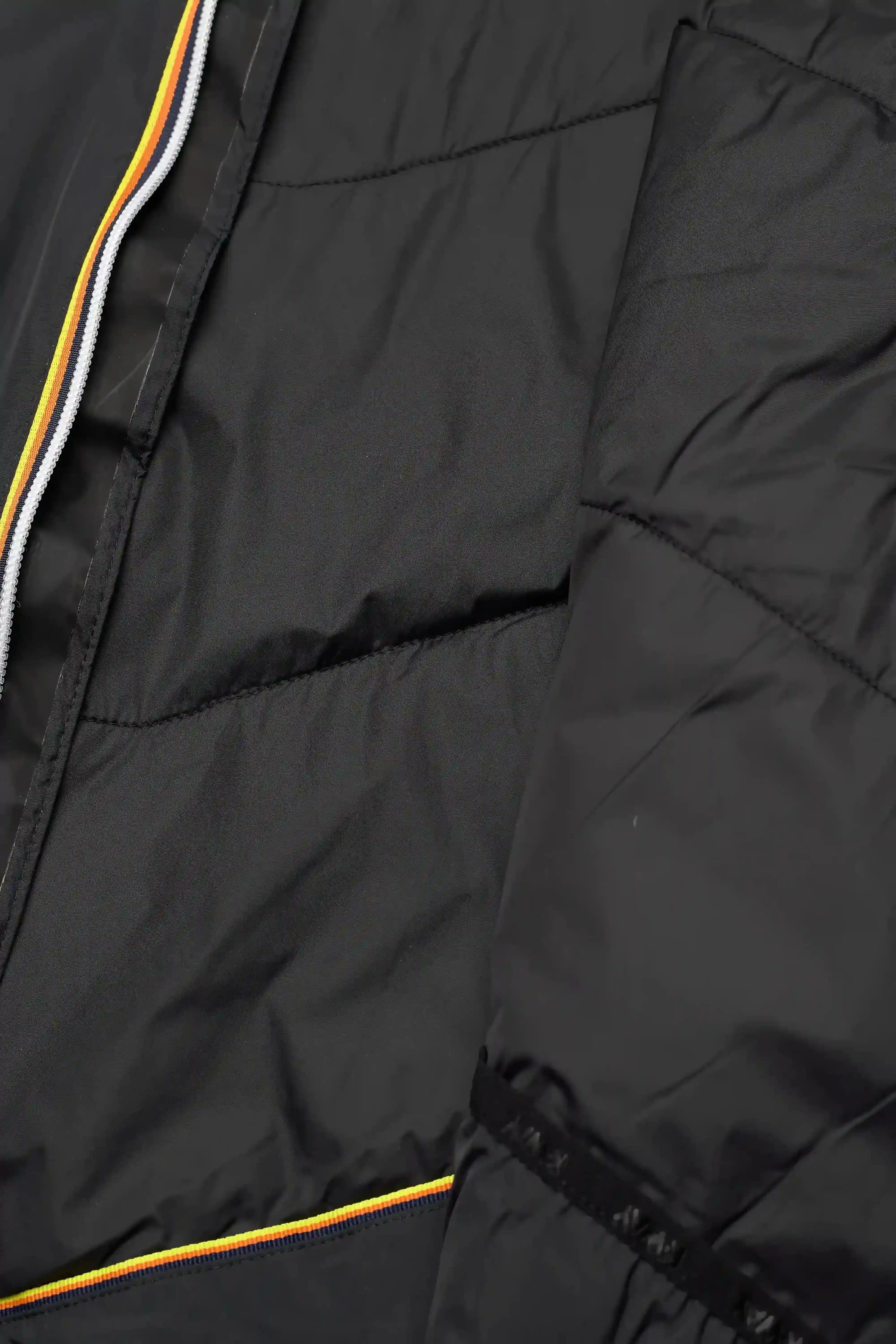 Kway, Mens Jacket, Black, Windbreaker, PrimaLoft, Side Pockets, Full Zip, Signature Zip Tape, Branded Zippers, Zip Pockets, Hooded, Drawcords, Elasticated Cuffs and Hem, Fabric Close-up. 