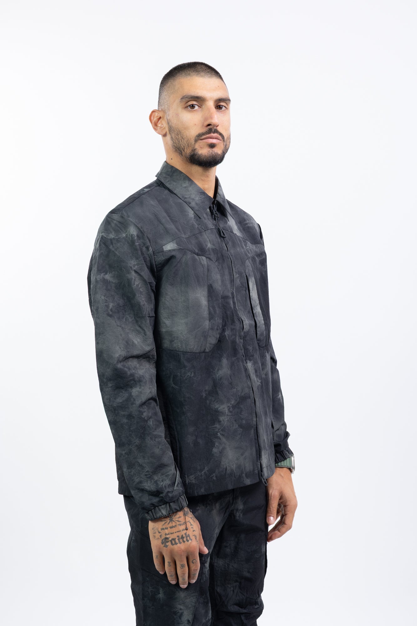 JG1 - Overshirt