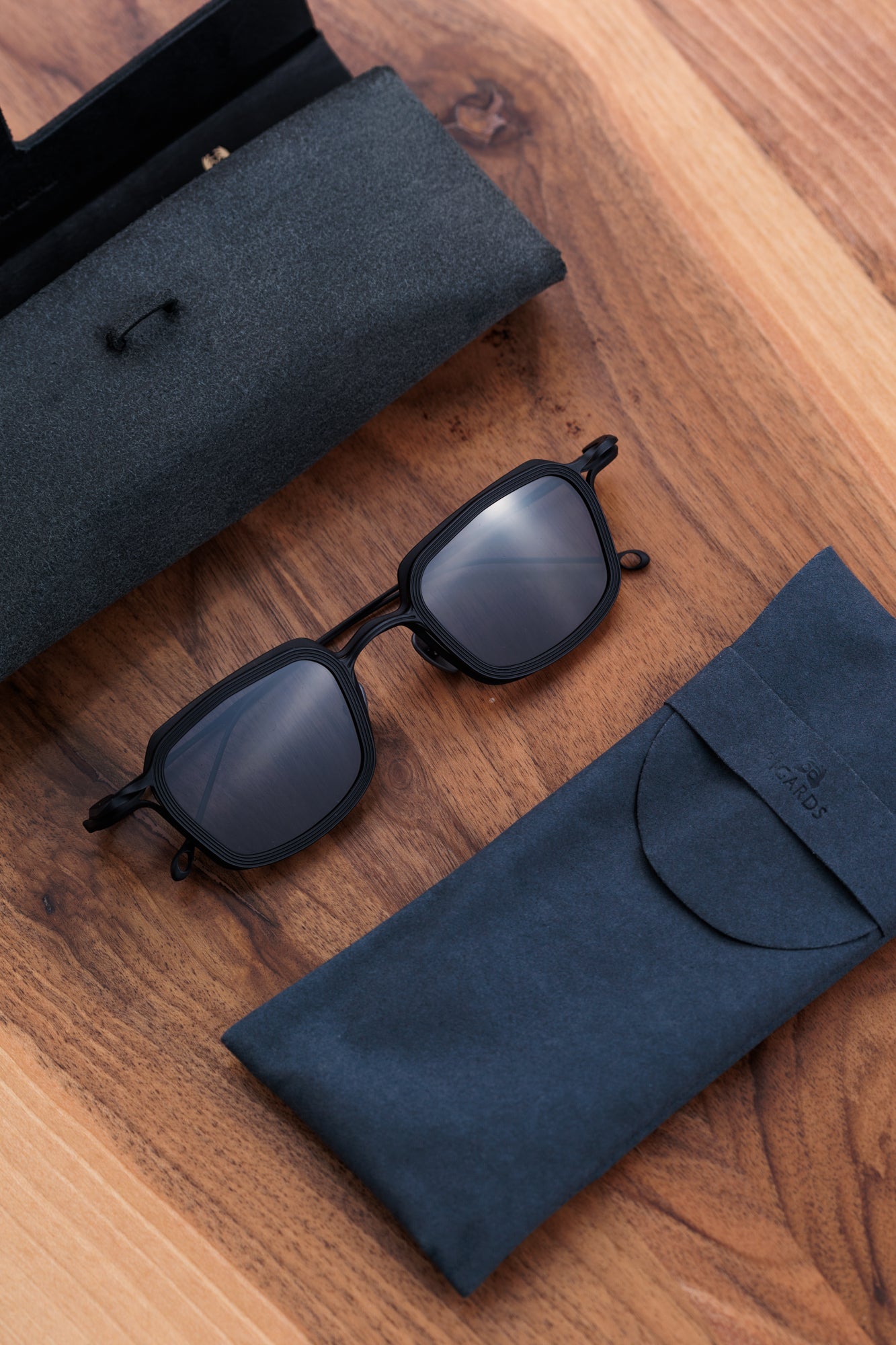 Rigards - Frame with Clip