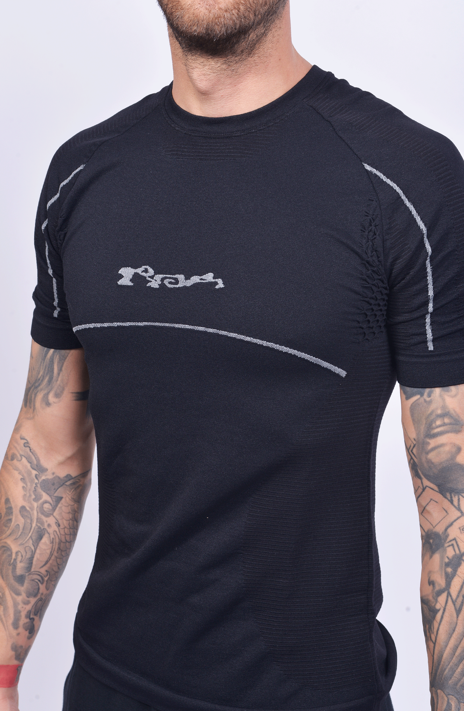 Roa Hiking - Seamless T-Shirt