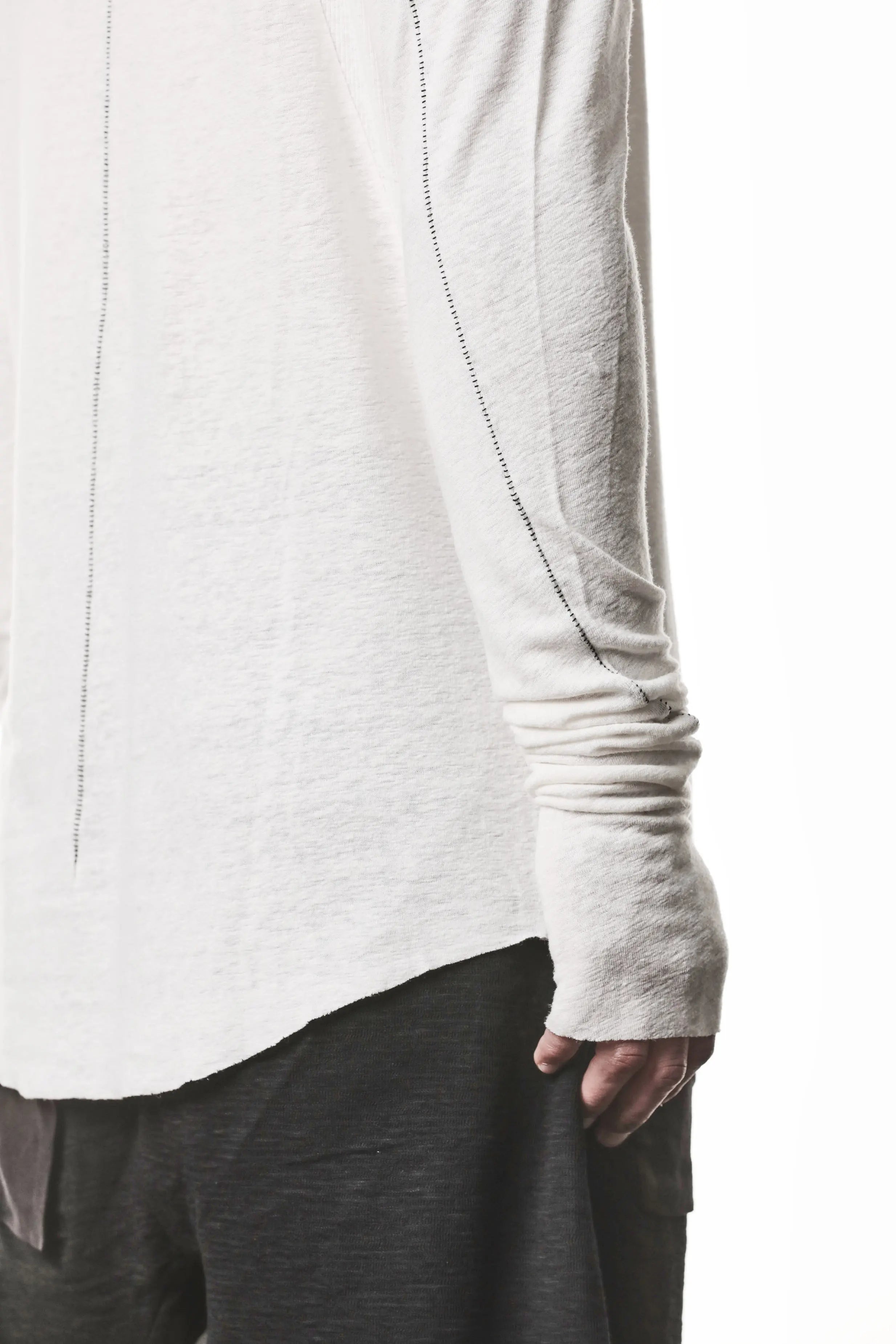 Thom Krom T-Shirt,Mens T-Shirt,Off White Cotton,Linen,Viscose,Signature Back Seam,Standard Length,Paneled Construction,Аsymmetrical Sleeve Seam,Extended Sleeves,Raw Hem Sleeve,Curved  Raw Hem Line,Extended Sleeves With Thumbhole Details,Side Angle Detailed Photo