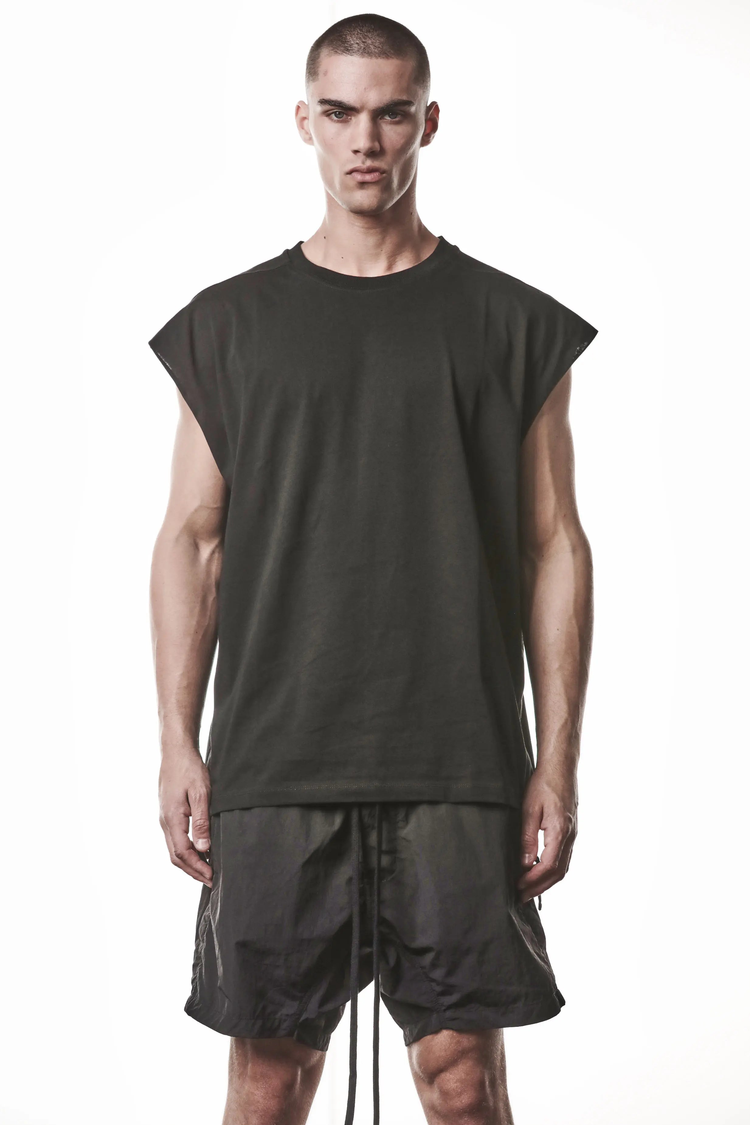 Thom Krom, Mens T-Shirt, Dark Used Grey, Dropped Shoulders, 100%Cotton, Cotton-Elastane Blend, Ribbed Neckline, Crewneck, Round Neck, Ribbed Hem, Breathable, Front Portrait. 