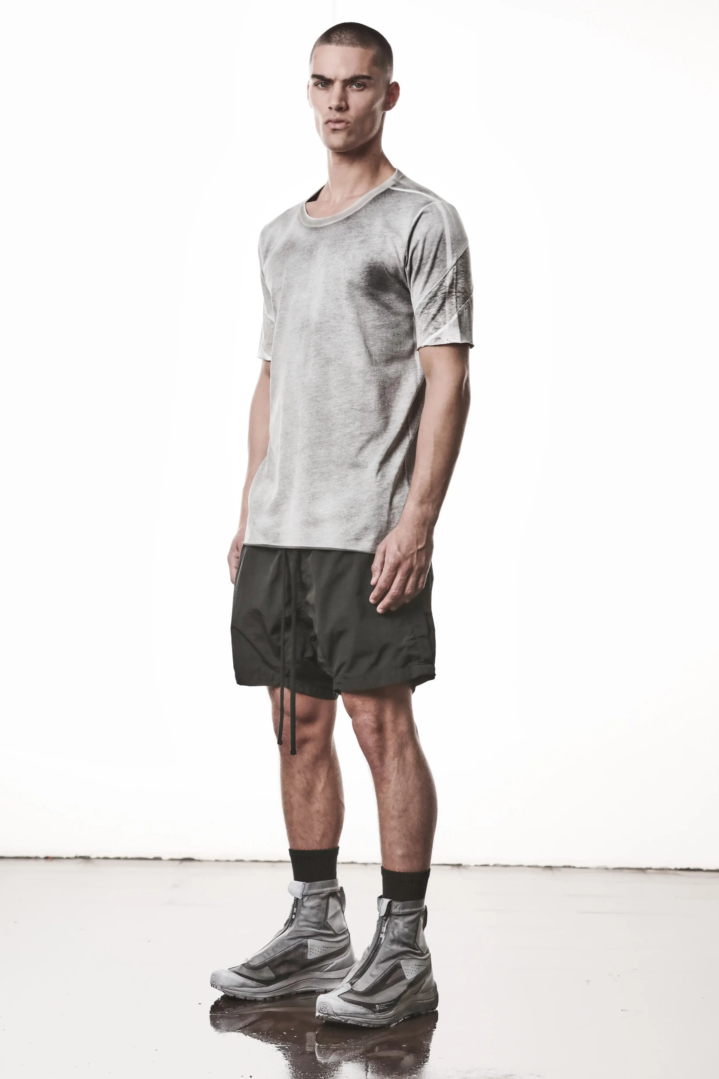 Thom Krom, Mens T-Shirt, Spray Grey, Cotton Jersey with breathability Inserts, Viscose Linen Inserts, Crewneck, Short Sleeves, Lightweight, 100% Cotton, Signature Cross Back Seams, The Night is your friend, my love, Full Body 3/4 View. 