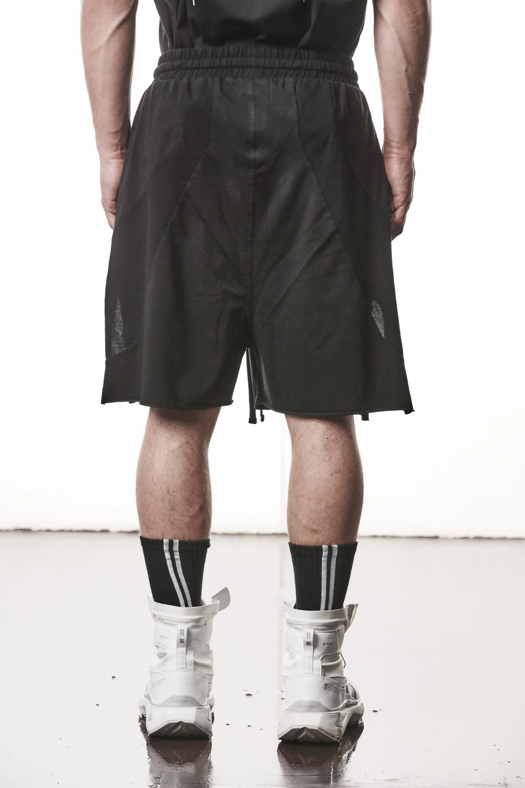 Thom Krom, Mens Shorts, Black, Stretch Cotton, Cotton-Elastane Blend, Spandex, Elasticated Waistband, Drawstring, Side Pockets, Raw-Cut Side Slits, Back Portrait. 