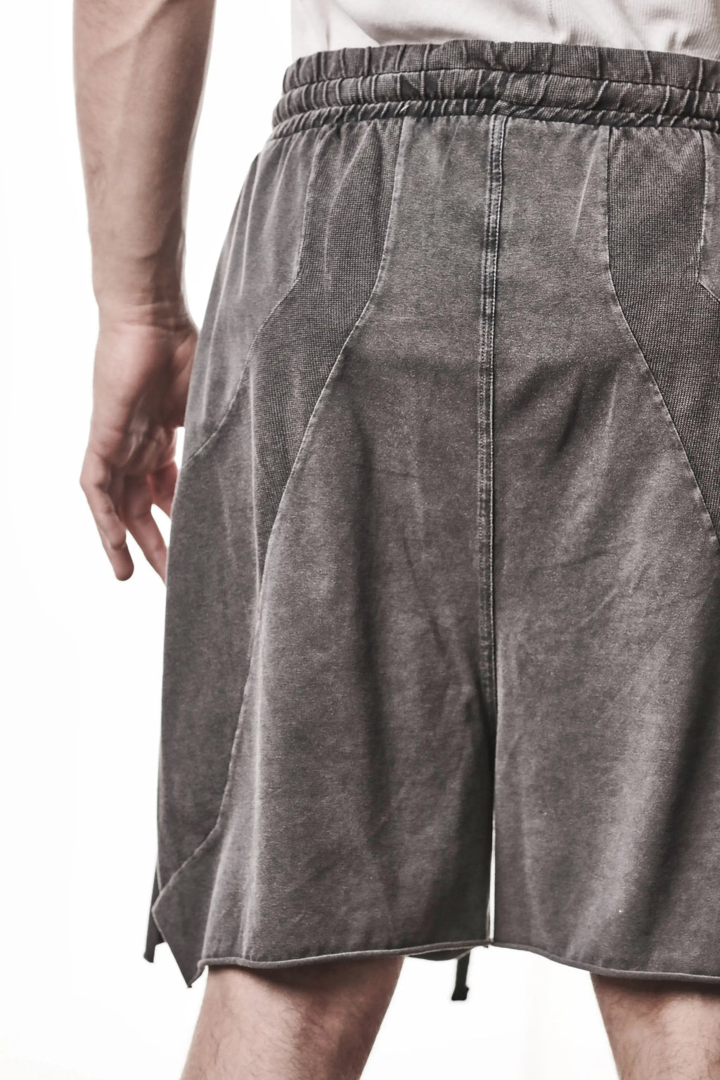Thom Krom, Mens Shorts, Dark Used Grey, Stretch Cotton, Cotton-Elastane Blend, Spandex, Elasticated Waistband, Drawstring, Side Pockets, Raw-Cut Side Slits, Back Fabric Inserts Close-up. 