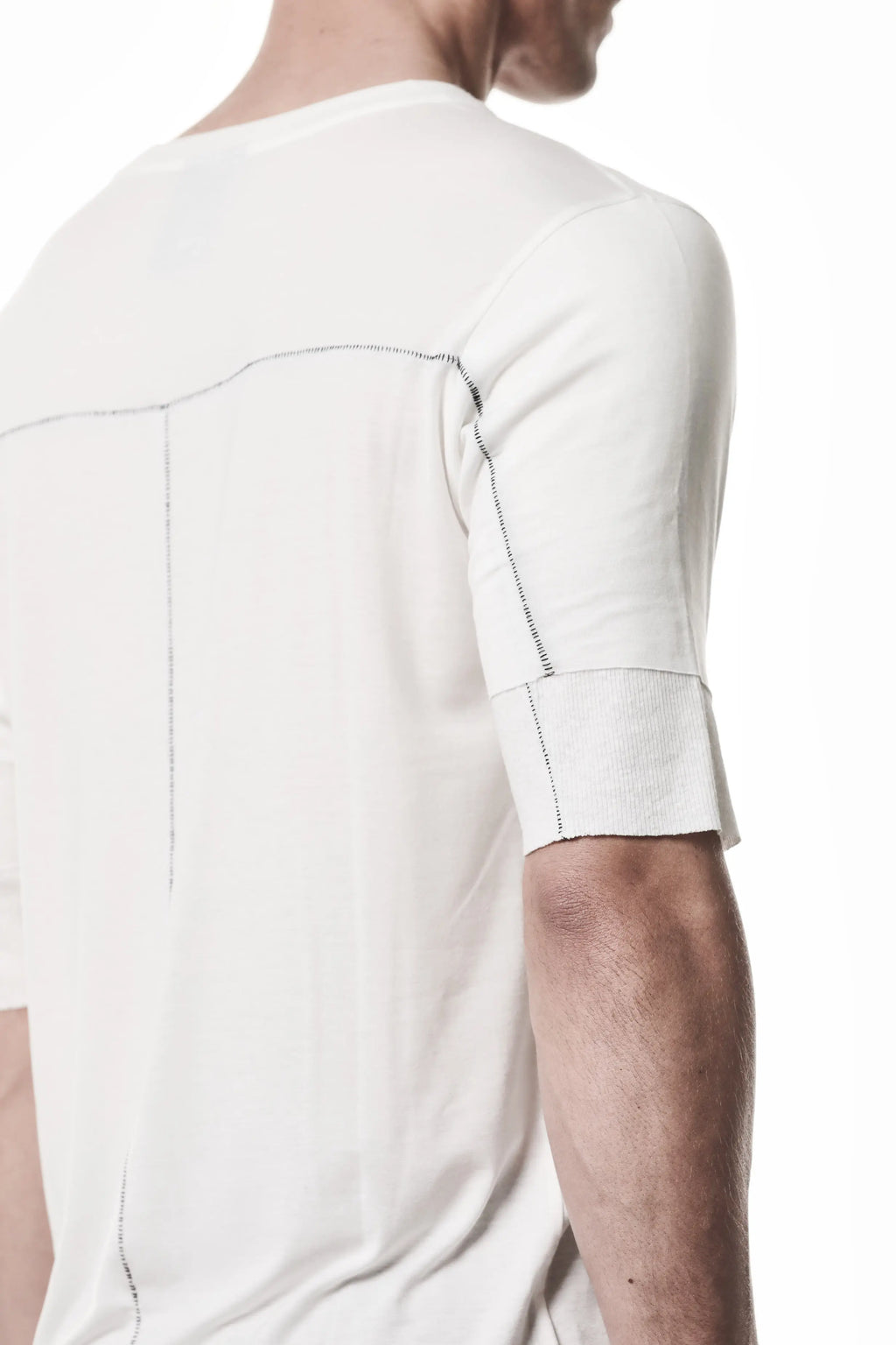 Thom Krom T-Shirt,Mens T-Shirt,Light And Stretch Modal T-Shirt,Raw Cut Hem,Crew Neck,Double Layer Short Sleeves With Tone-On-Tone Ribbed Cotton And Linen Jersey Insert, Signature Back Seam,Side Angle Detailed Photo