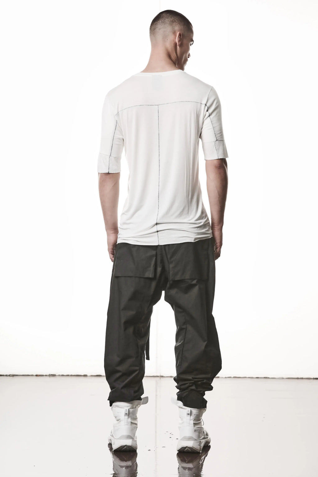 Thom Krom T-Shirt,Mens T-Shirt,Light And Stretch Modal T-Shirt,Raw Cut Hem,Signature Back Seam,Crew Neck,Double Layer Short Sleeves With Tone-On-Tone Ribbed Cotton And Linen Jersey Insert, Full Body Backside Photo