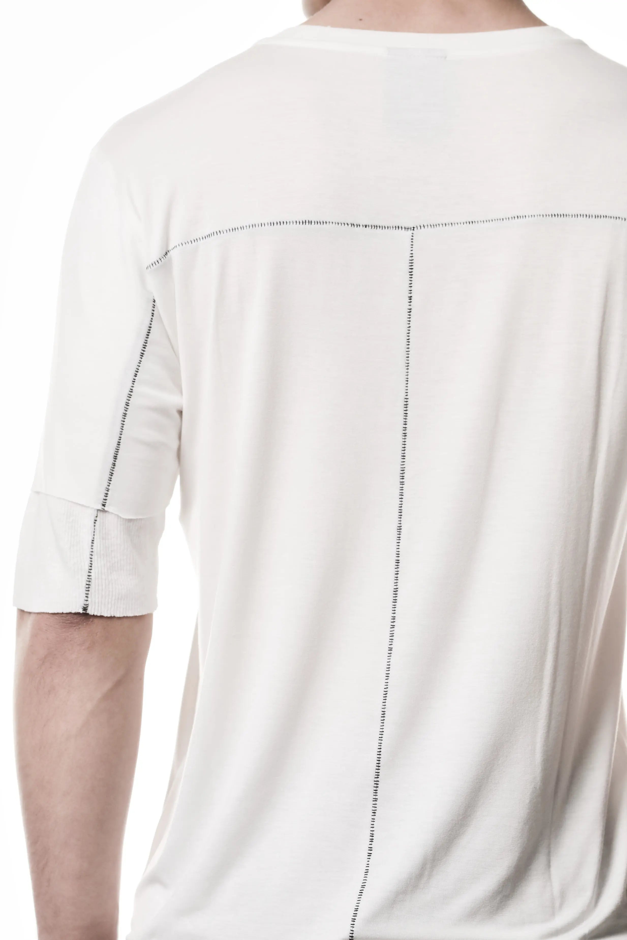 Thom Krom T-Shirt,Mens T-Shirt,Light And Stretch Modal T-Shirt,Raw Cut Hem,Crew Neck,Double Layer Short Sleeves With Tone-On-Tone Ribbed Cotton And Linen Jersey Insert, Signature Back Seam,Detailed Photo Of The Back