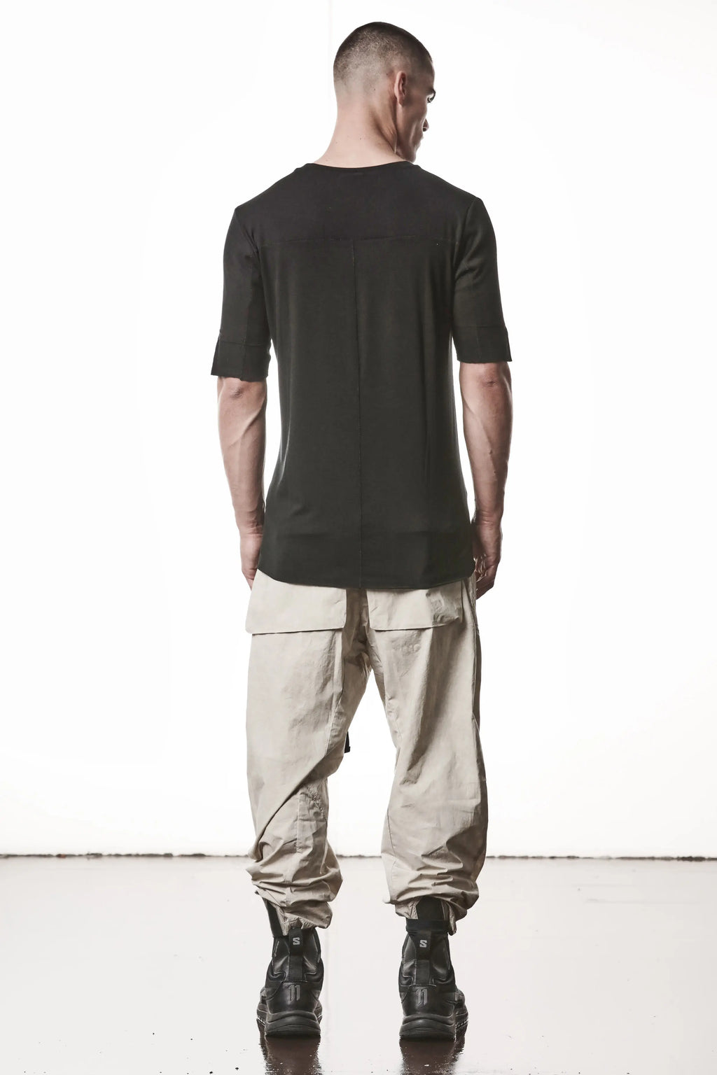Thom Krom T-Shirt,Mens T-Shirt,Light And Stretch Modal T-Shirt,Raw Cut Hem,Signature Back Seam,Crew Neck,Double Layer Short Sleeves With Tone-On-Tone Ribbed Cotton And Linen Jersey Insert, Full Body Backside Photo
