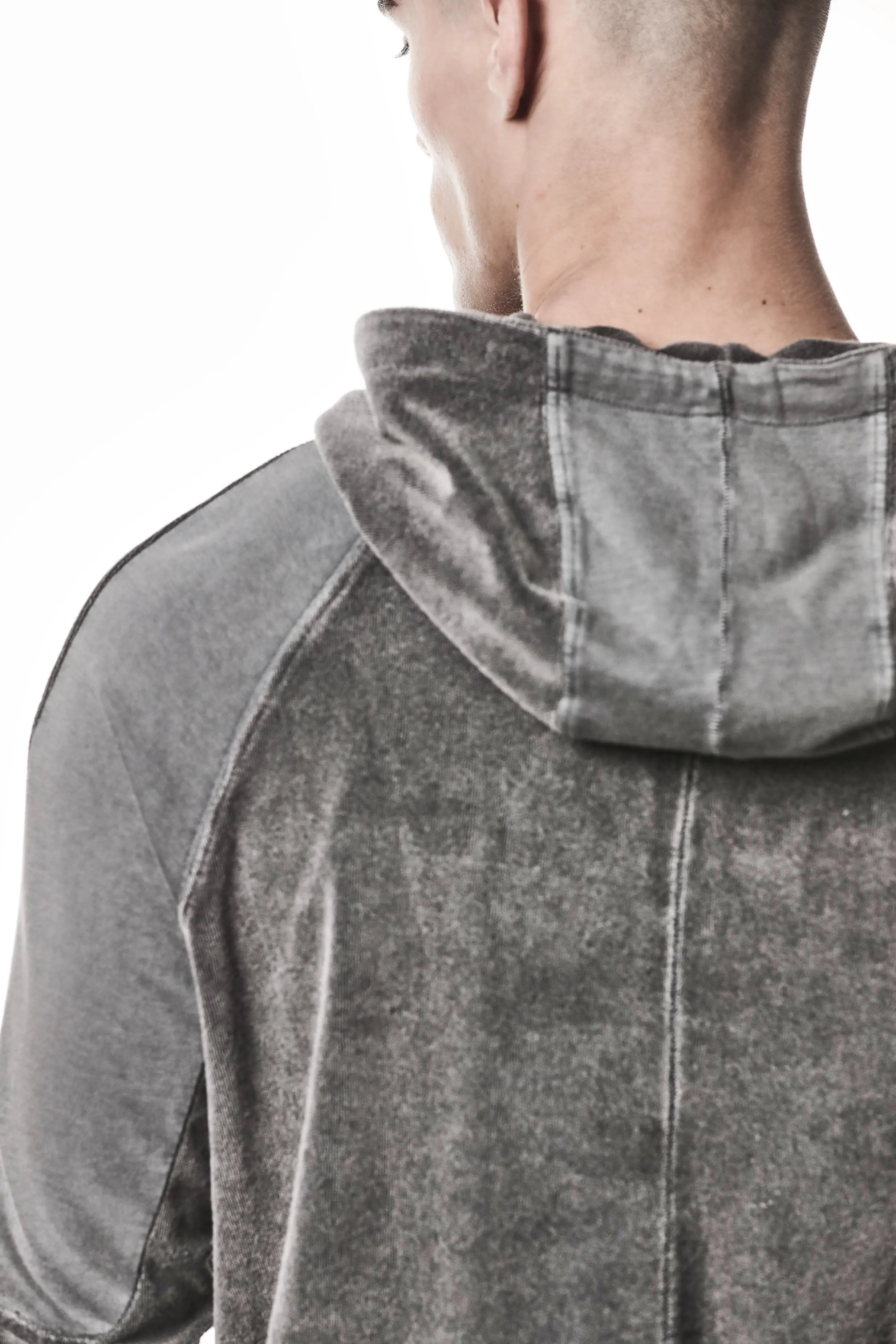 Thom Krom Hoodie,Mens Hoodie,Hood,Hood Drawstrings,Two Way Zip Closure,Slim Fit,Rib Cuffs and Hem,Used Gray Color,Exposed Seam Details On The Back,Tonal Design Stichings,Detailed Photo Upper Body