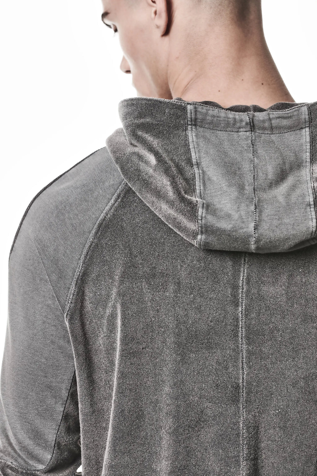 Thom Krom Hoodie,Mens Hoodie,Hood,Hood Drawstrings,Two Way Zip Closure,Slim Fit,Rib Cuffs and Hem,Used Gray Color,Exposed Seam Details On The Back,Tonal Design Stichings,Detailed Photo Upper Body