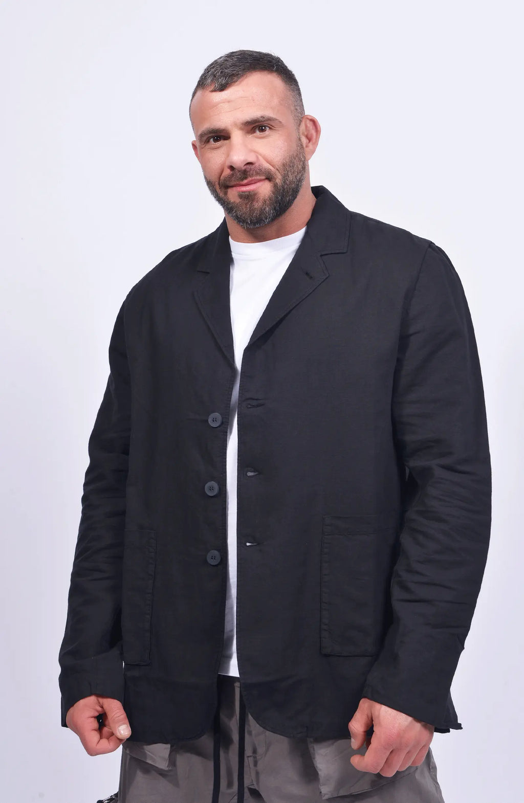 Thom Krom, Mens Blazer, Black, Buttons, V-Neck, Collar, Patch Pockets, Long Sleeves, White T-Shirt, Side Pockets, Slit in Back, Woven, Front Portrait. 