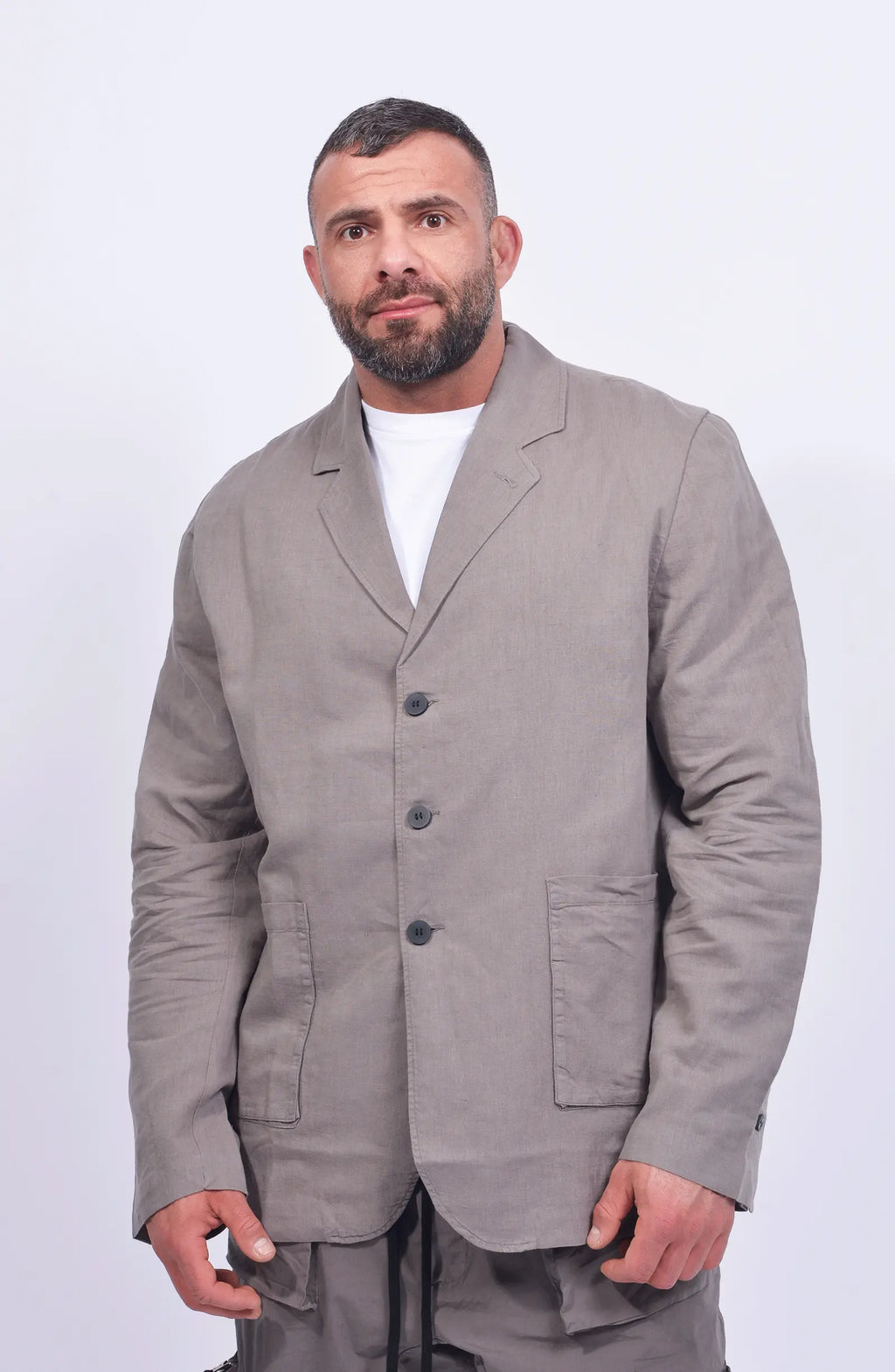 Thom Krom, Mens Blazer, Black, Buttons, V-Neck, Collar, Patch Pockets, Long Sleeves, White T-Shirt, Side Pockets, Slit in Back, Woven, Front Portrait. 
