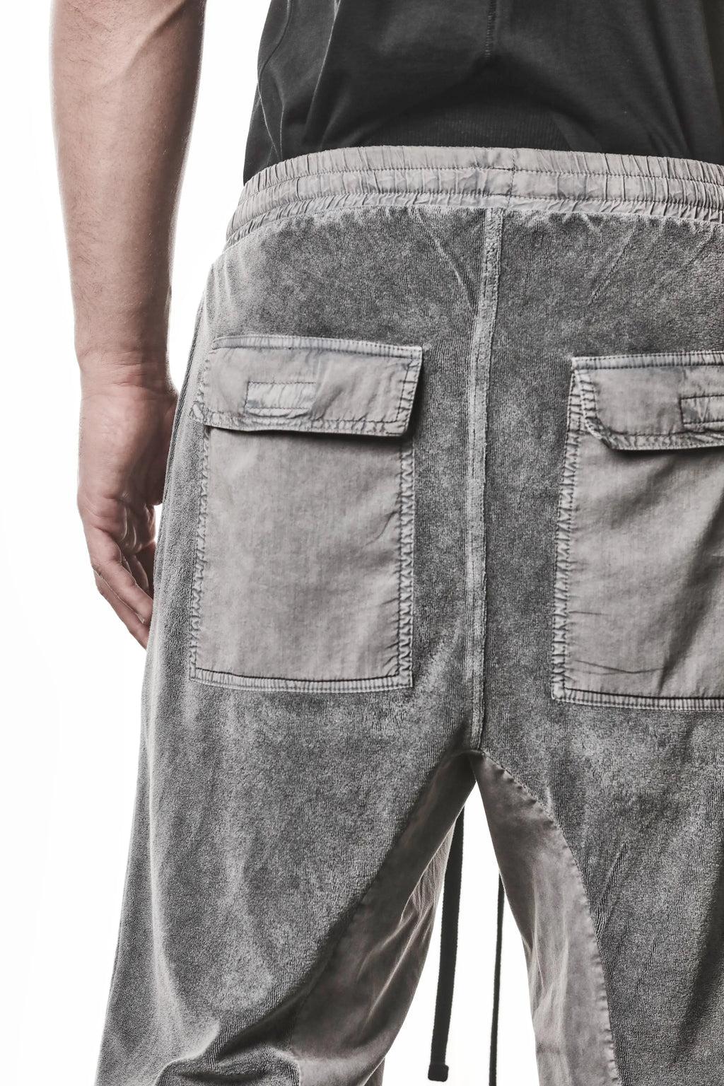 Thom Krom Pants,Mens Pants,Drop-Crotch,Tapered Leg,Woven Stretch Cotton Inserts,Elasticated Waistband With Drawstrings,Back Flap Cargo Pockets, Backside Close Up Photo