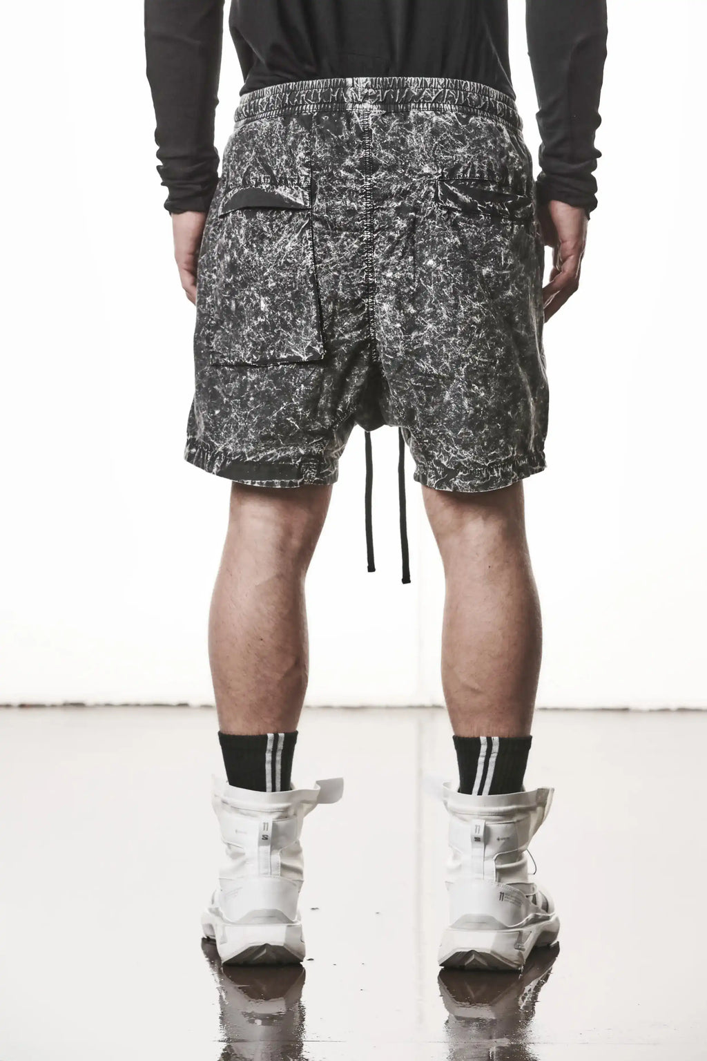Thom Krom, Mens Shorts, Black Marble, Elasticated Waistband, Drawsting, Funtional Front and Side Pockets, YKK Zipper, Zip Fly, Wide-fit, Above the Knee, Back View. 