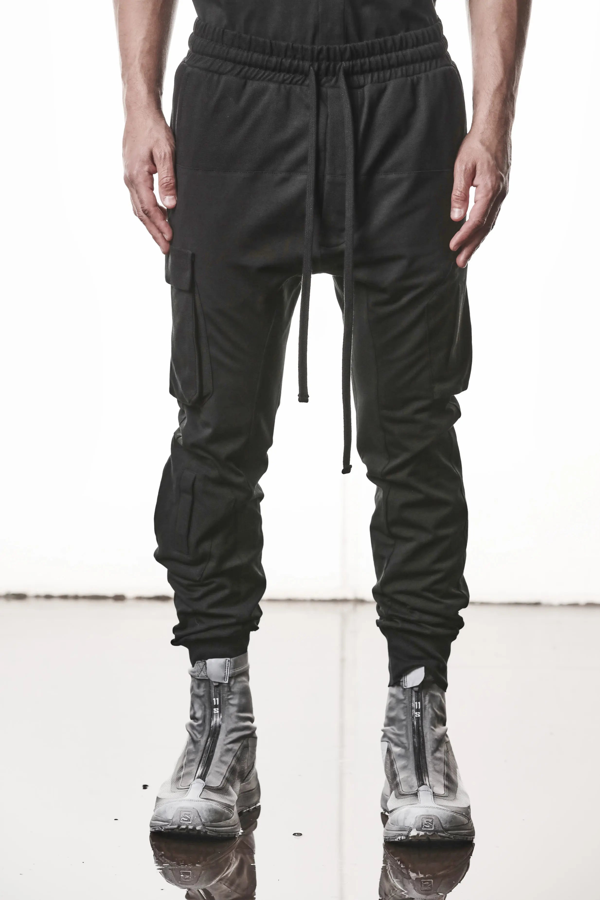 Thom Krom, Mens Pants, Black, Cargo Pockets, Stretch Cotton, Elastane, Spandex, Elasticated Waistband, Drawstring, Elasticated Cuffs, Long Legs, Regular Fit, Side Pockets, YKK Zippers, Front Portrait. 