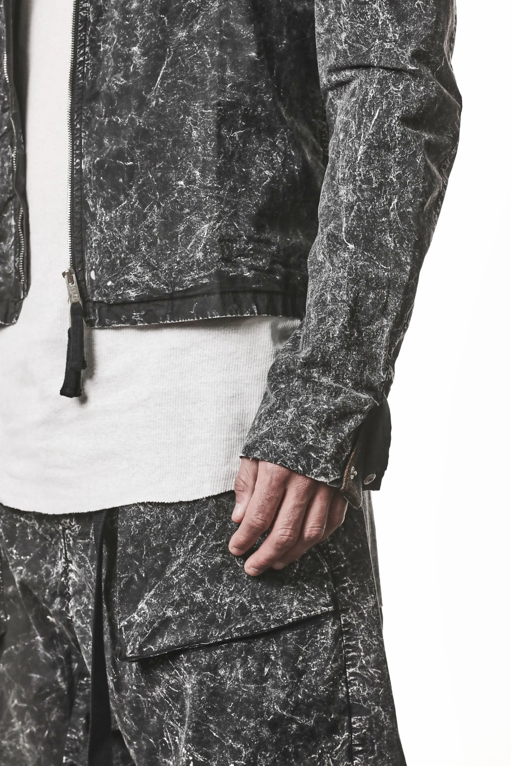 Thom Krom, Mens Jacket, Black Marble, Full-Zip, Two-Way Zipper, YKK Zippers, Zip Pockets, Functional Pockets, Side Pockets, Neck Button Closure, Long Sleeves, Sleeve fit Close-up. 