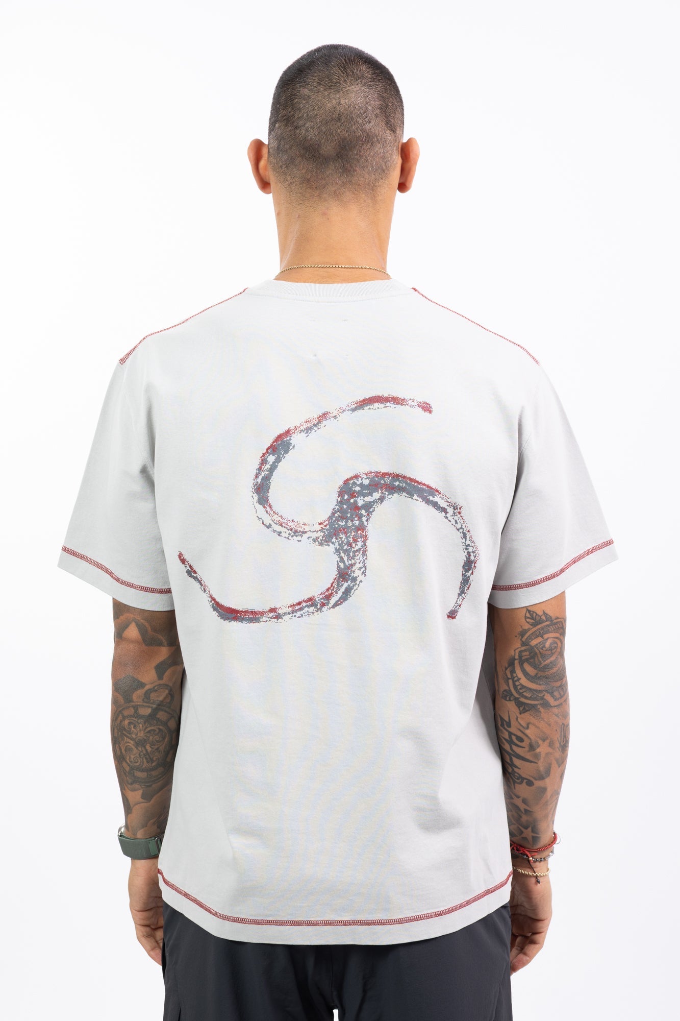 Roa Hiking - Graphic T-Shirt