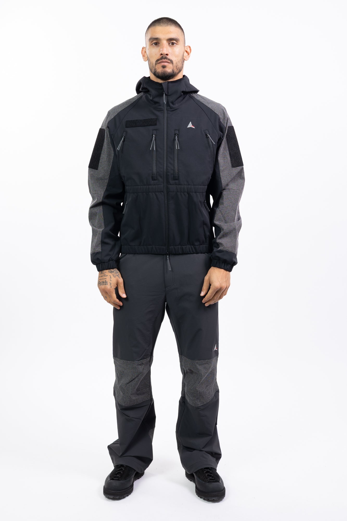 Roa Hiking - Testudo Rainforced Softshell Jacket – HOREN