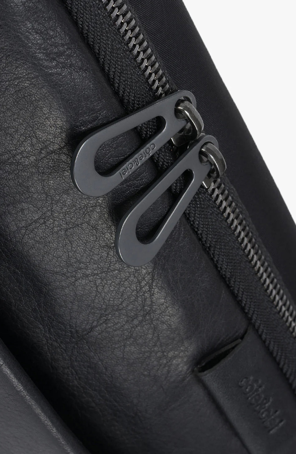 Cote&Ciel - Isarai S Alias Black