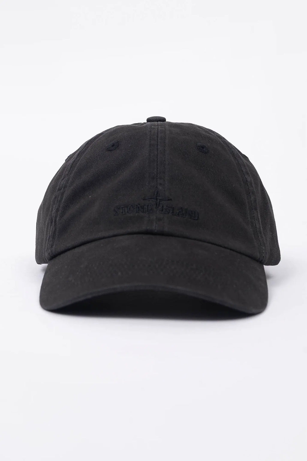 Stone Island, Mens Cap, Baseball Cap, Black V0029, Brushed Cotton Gabardine, Engraved Metal Clip Buckle, Compass Logo, Logo Embroidery, Adjustable Strap, Front View. 