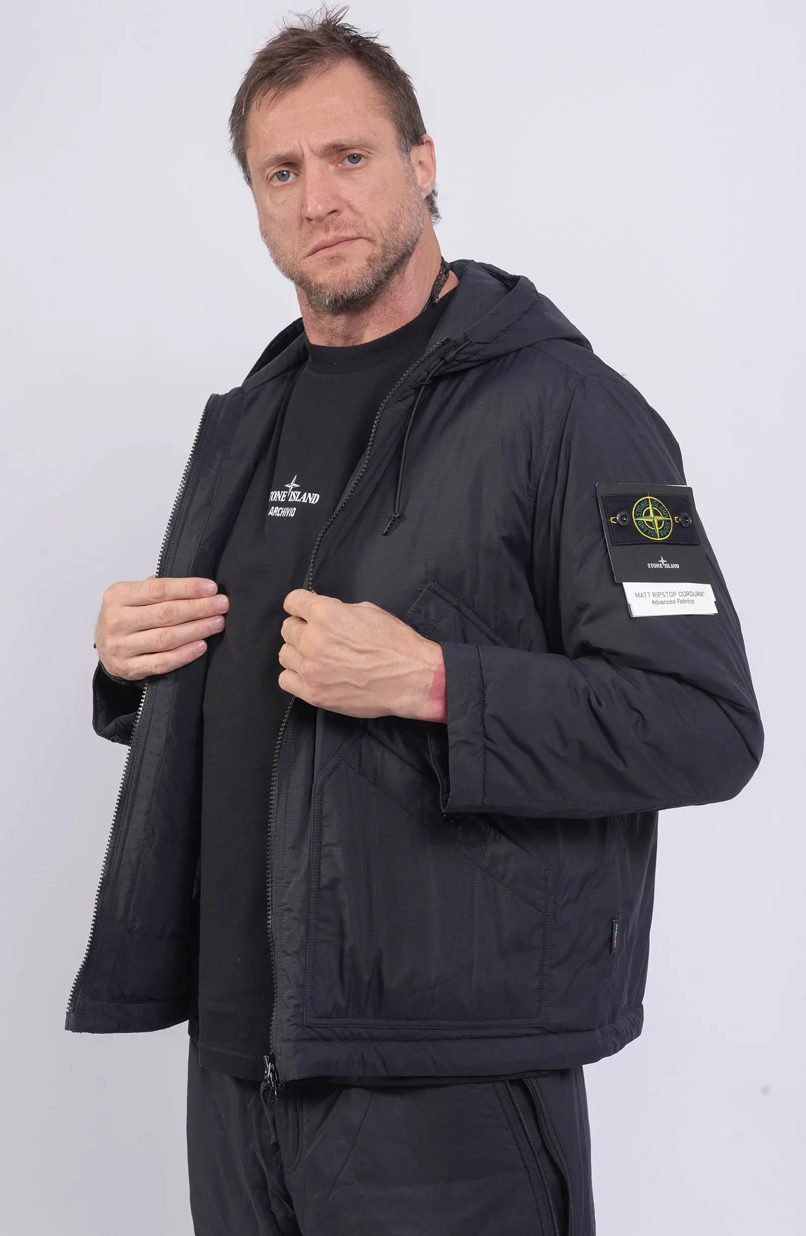 Stone Island, Mens Jacket, Black V0029, Compass Badge, Logo-Patch, Drawstring Hood, Hooded, Pockets, Full Zip, Ykk Zipper, Любо Чука, Unzipped 3/4 Photo. 