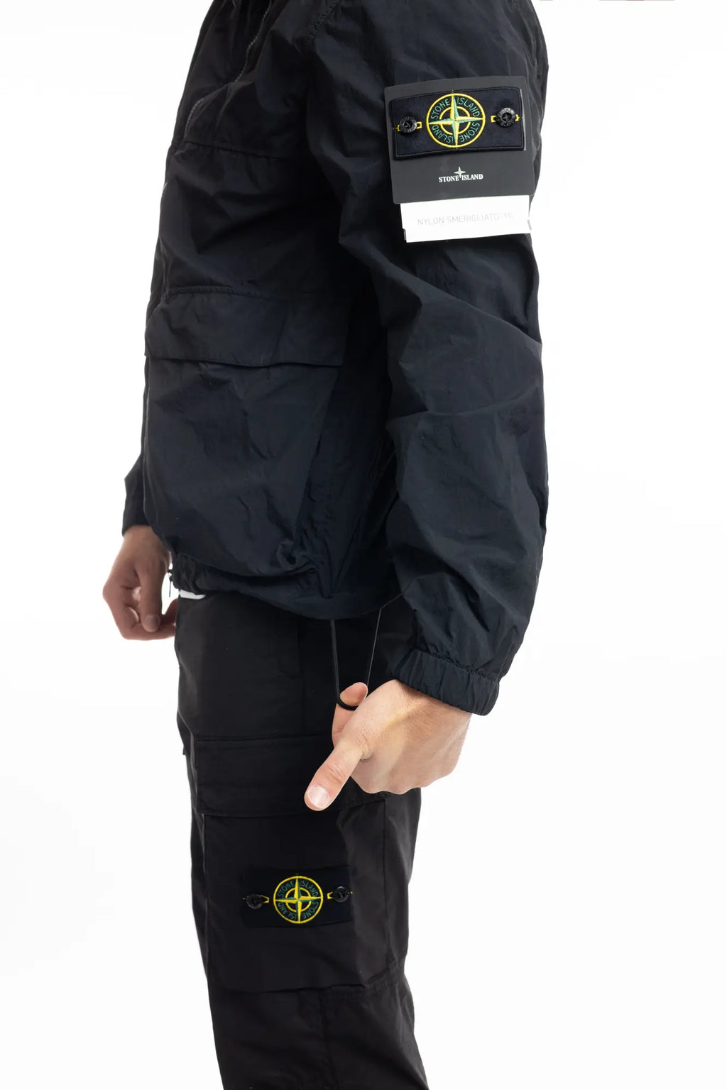Stone Island, Mens Short Parka Jacket, Black V0029, Full Zip, Compass Badge, Logo-patch, Ykk Zippers, Pockets, Hooded, Drawstring, Elastic Cuffs and Hem, Side in-action Photo. 