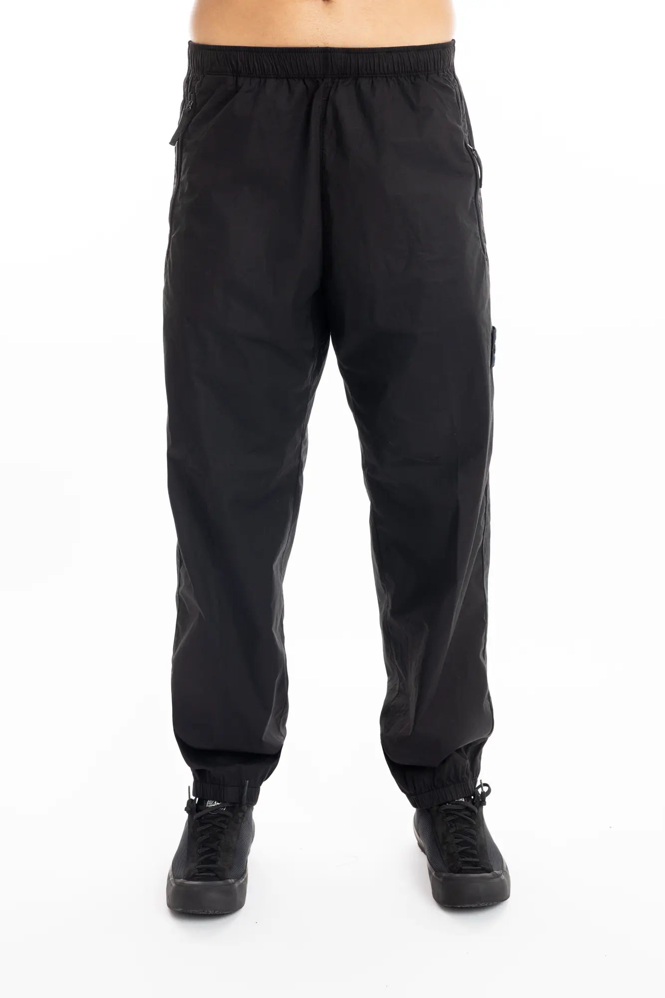 Stone Island, Mens Pants, Black, Elasticated cuffs and waistband, Compass badge, Zip Side Pockets, YKK Zippers, Front View. 