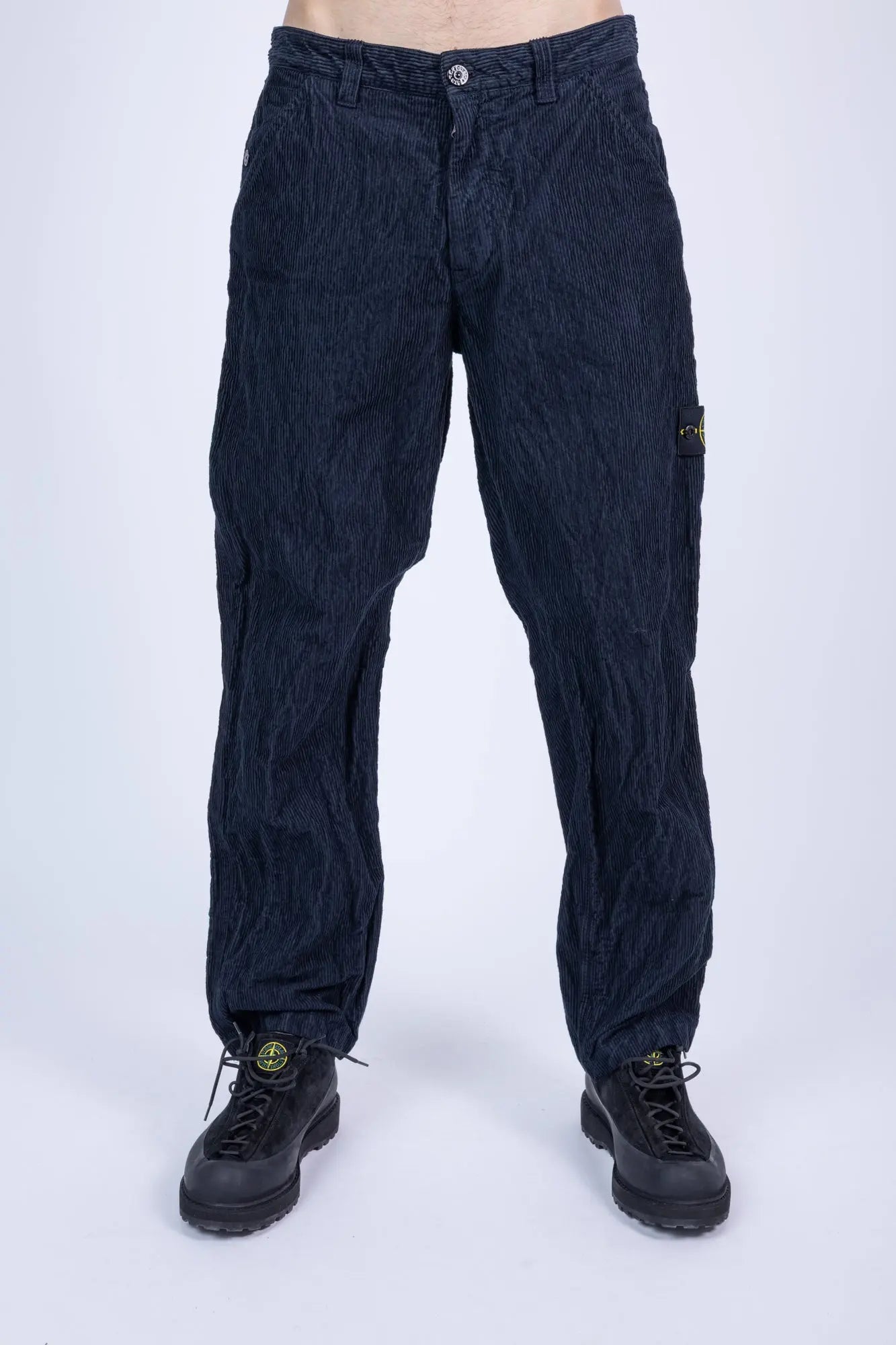 Stone Island, Mens Pants, Blue V0020, Corduroy, Compass Badge, Logo-patch, Side Pockets, Elasticated Cuffs, Stone Island Button, Fly Zipper, Front Photo. 