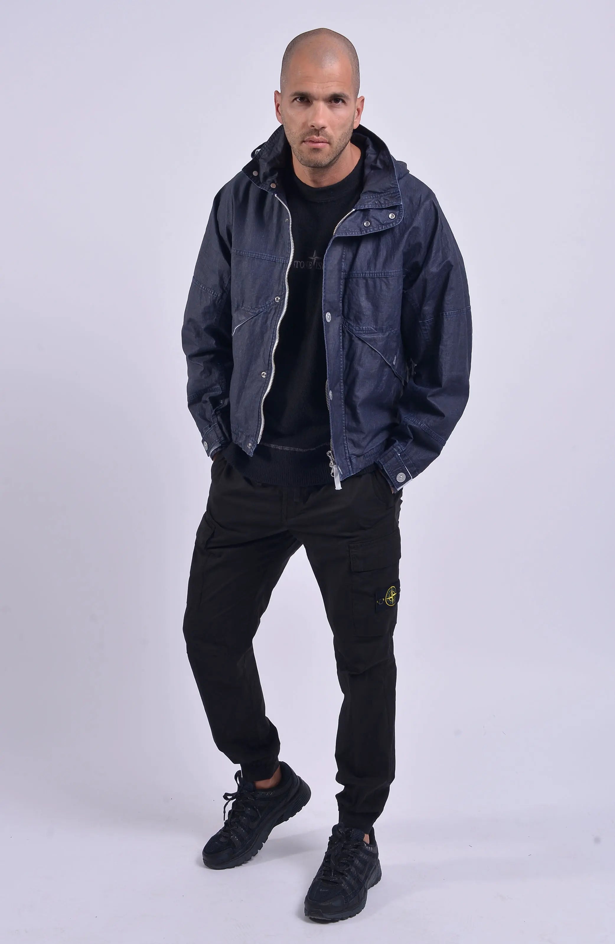 Stone Island, Mens Blouson, Royal Blue (V0027), Resin Coated, Non-toxic, Stone Island Buttons, YKK Zipper, Water repellent, Side Pockets, Full Body in motion Photo. 