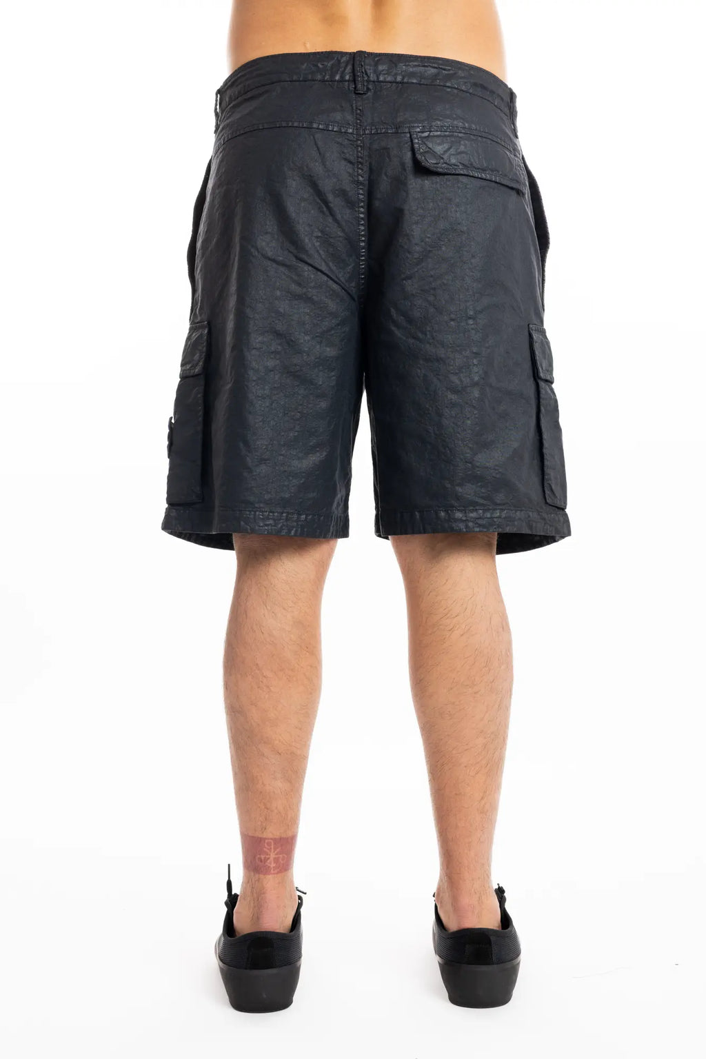Stone Island, Mens Shorts, Black V0029, Nylon Panama, Organic Feel, Cargo Pockets, Side Pockets, Compass Badge, Logo-patch, Zip Fly, Belt Loops, Back Photo. 