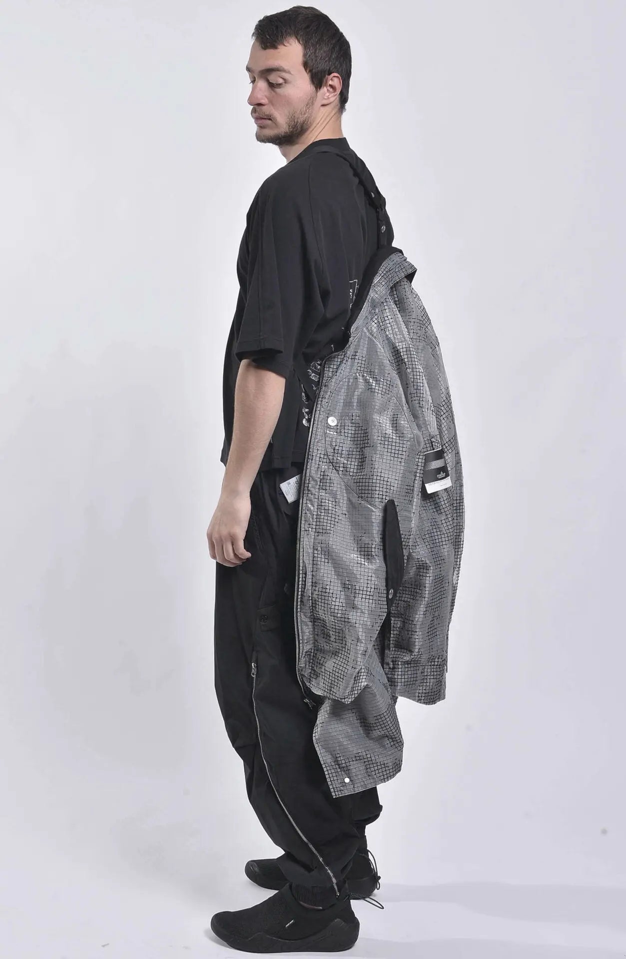 Stone Island, Shadow Project, Grey, Black, Mens Jacket, Fishtail Parka, Carrying Straps, Internal Harness, Full Body Front Photo.