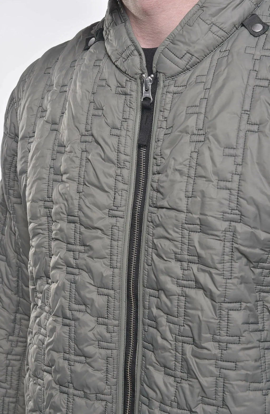 Stone Island, Shadow Project, Mens Jacket, PrimaLoft Insulated, Zipper, Stone Island Button,  Grey, Close-up Photo